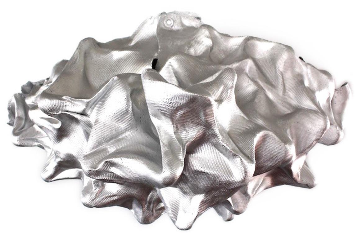 Nube de plata para Andy (A) - Escultura abstracta original de metal ligero