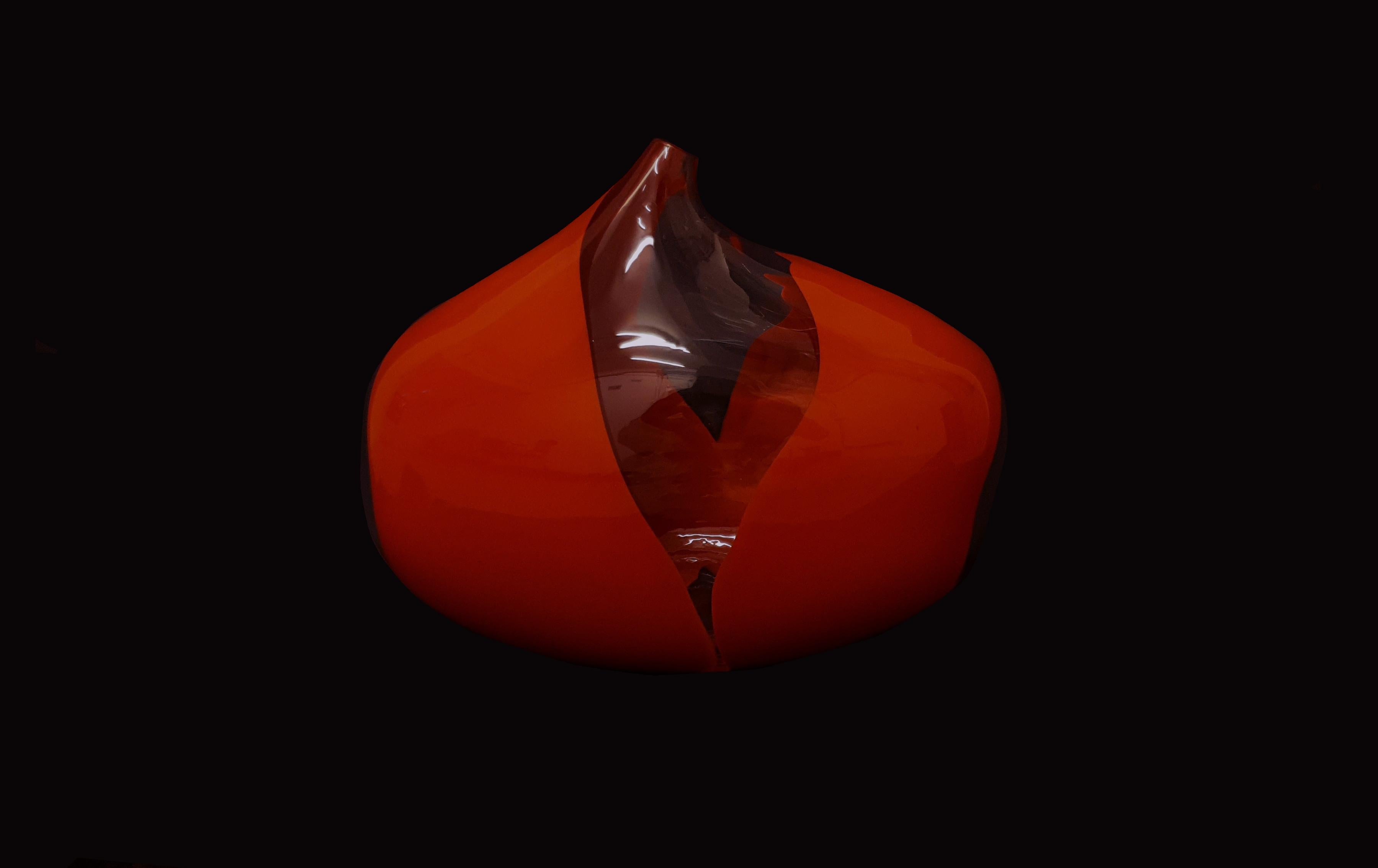 Attimo Hand Blown Murano Glass Red Vase designed by Hannes Peer, Ermes Glass For Sale 10