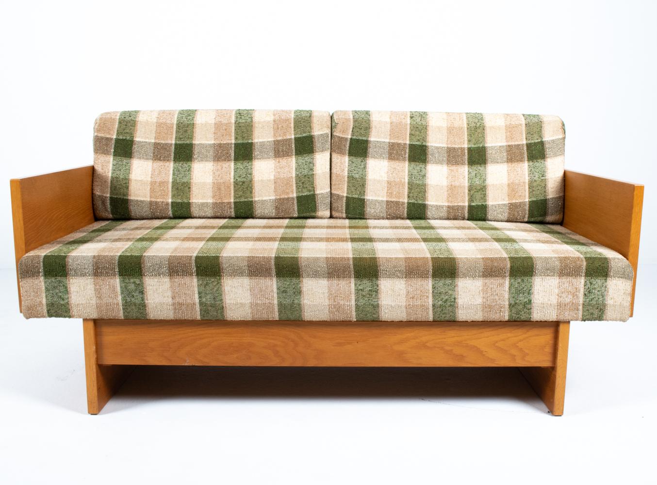 Scandinavian Modern Attr. Borge Mogensen Danish Mid-Century Convertible Daybed Sofa For Sale