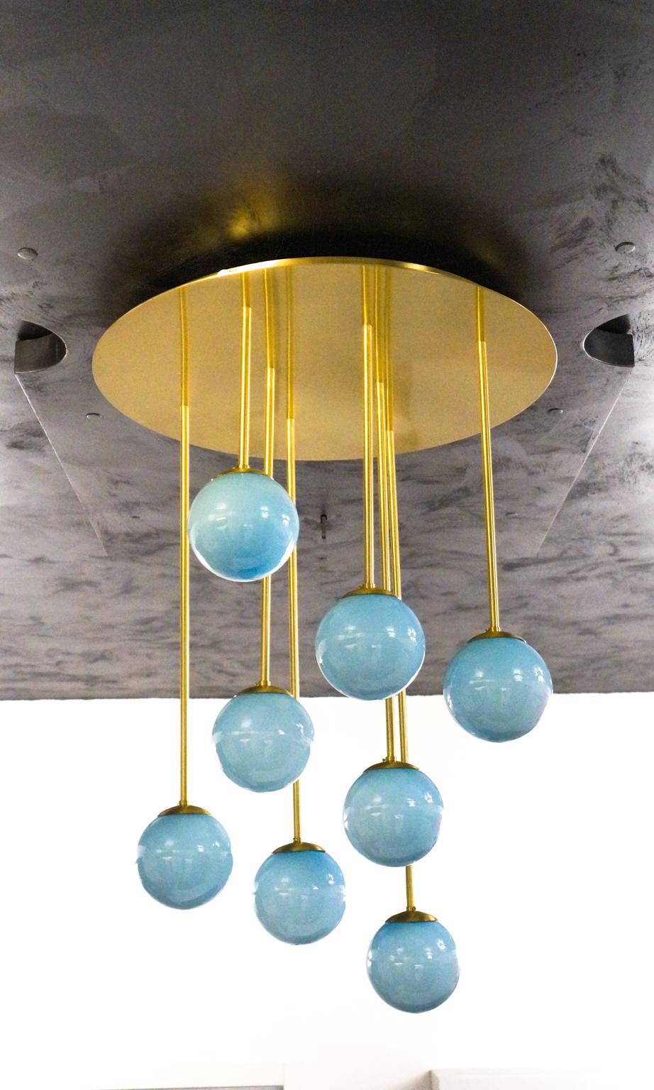 Attr. to Toso Mid-Century Modern Light Blue Murano Glass Atomi Chandelier, 1982s For Sale 3