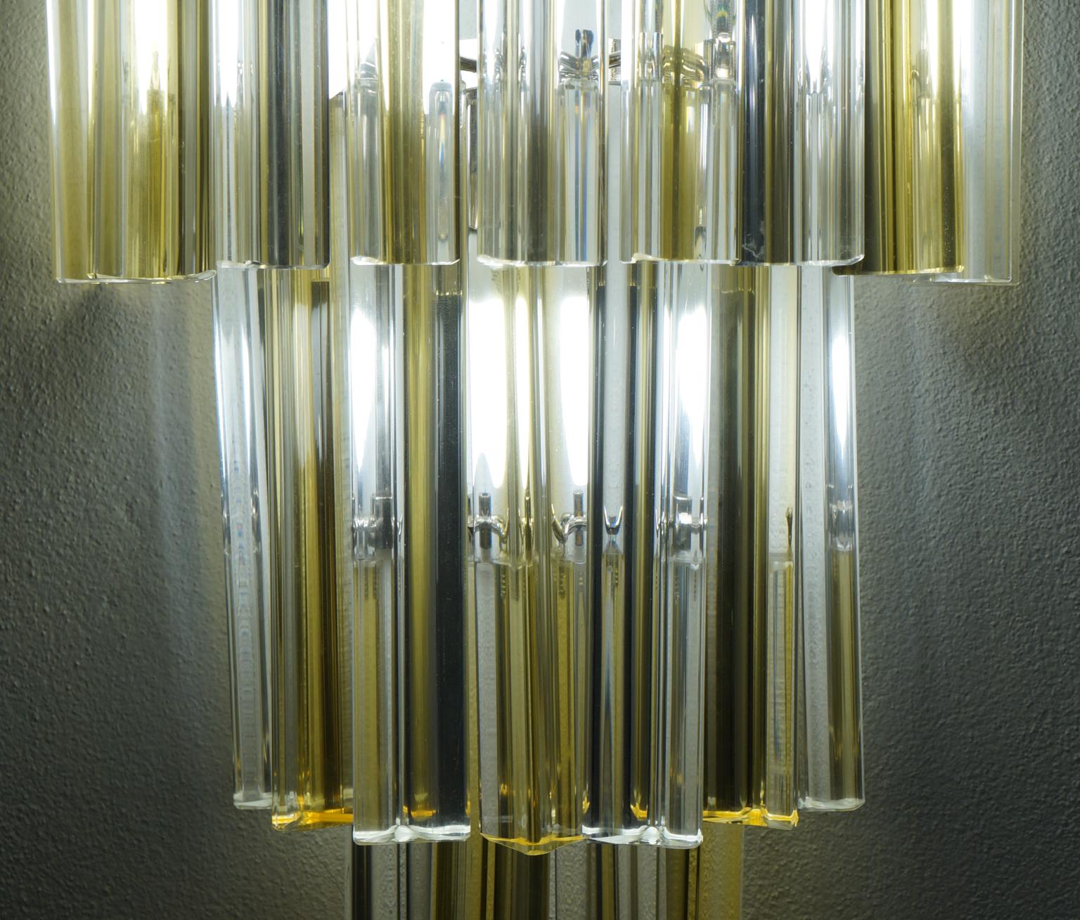 Venini Attributed Mid-Century Modern Pair of Murano Glass Triedri Wall Sconces For Sale 5