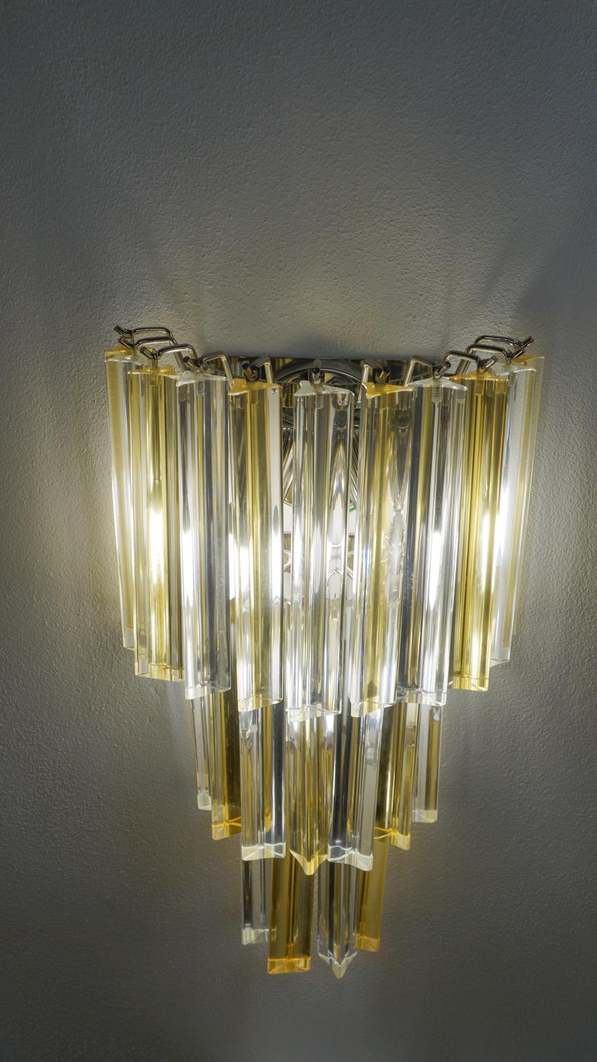 Venini Attributed Mid-Century Modern Pair of Murano Glass Triedri Wall Sconces For Sale 7