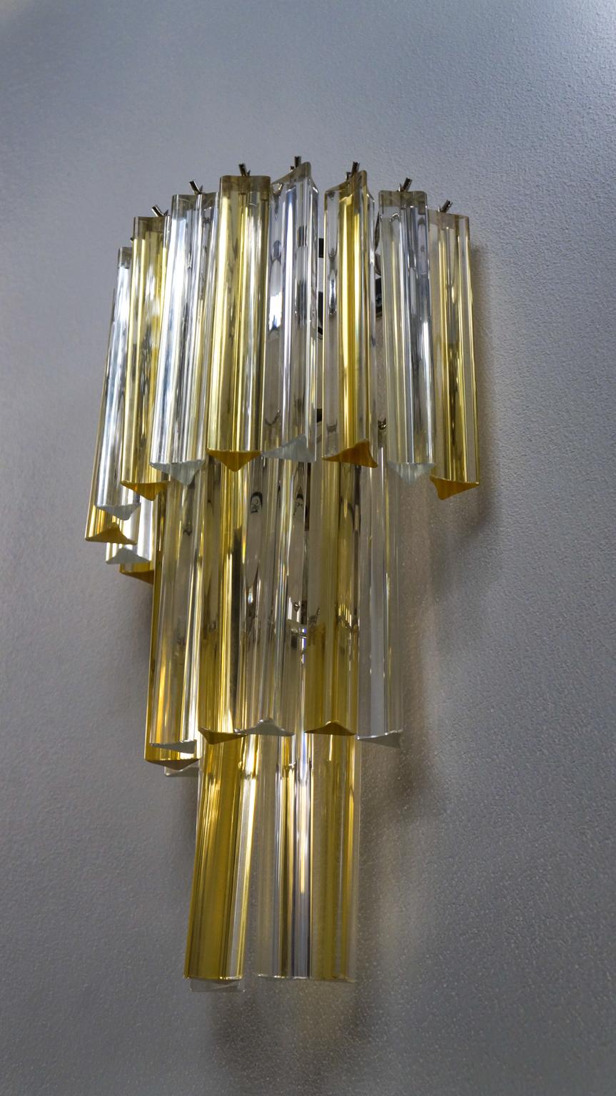 Hand-Crafted Venini Attributed Mid-Century Modern Pair of Murano Glass Triedri Wall Sconces For Sale