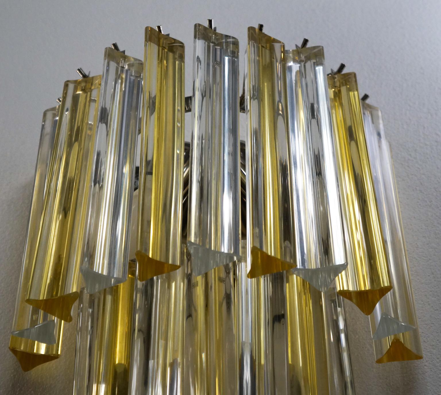 Late 20th Century Venini Attributed Mid-Century Modern Pair of Murano Glass Triedri Wall Sconces For Sale