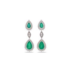 Attracting Emerald, Mother of Pearl & Diamond Earring In 18 Kt White Gold