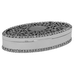Attractive antique sterling silver jewellery box with pierced lid made in 1918