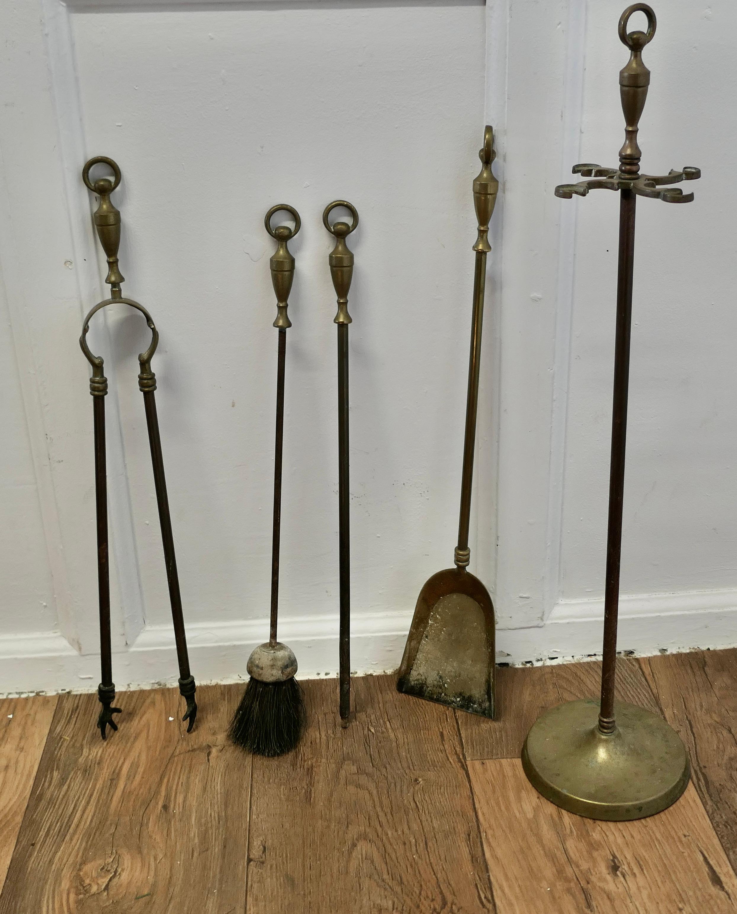 Early 20th Century Attractive Brass Fireside Companion Set, Fireside Tools    For Sale