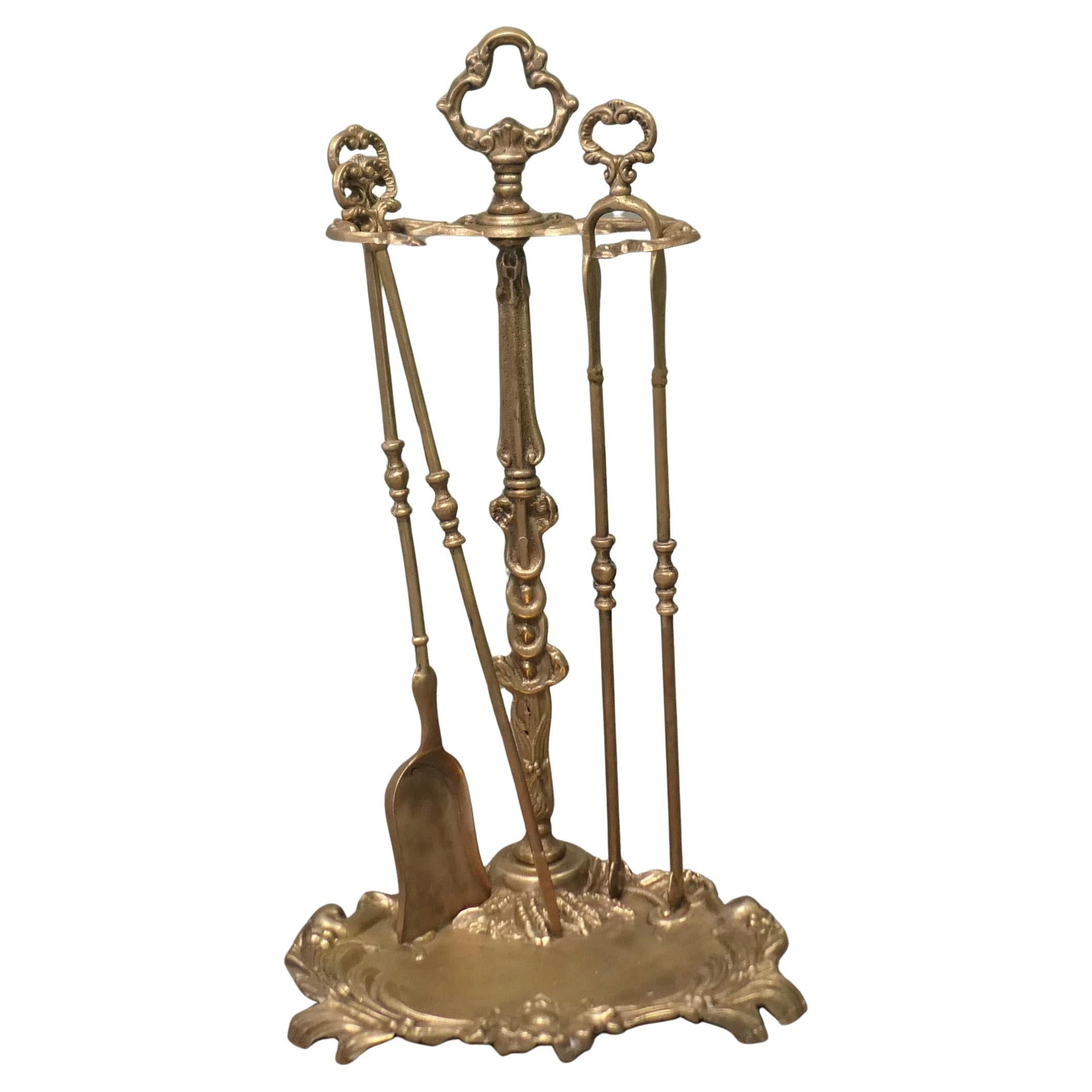 Attraktive Messing Rokoko-Stil Fireside Companion Set, Fireside Tools