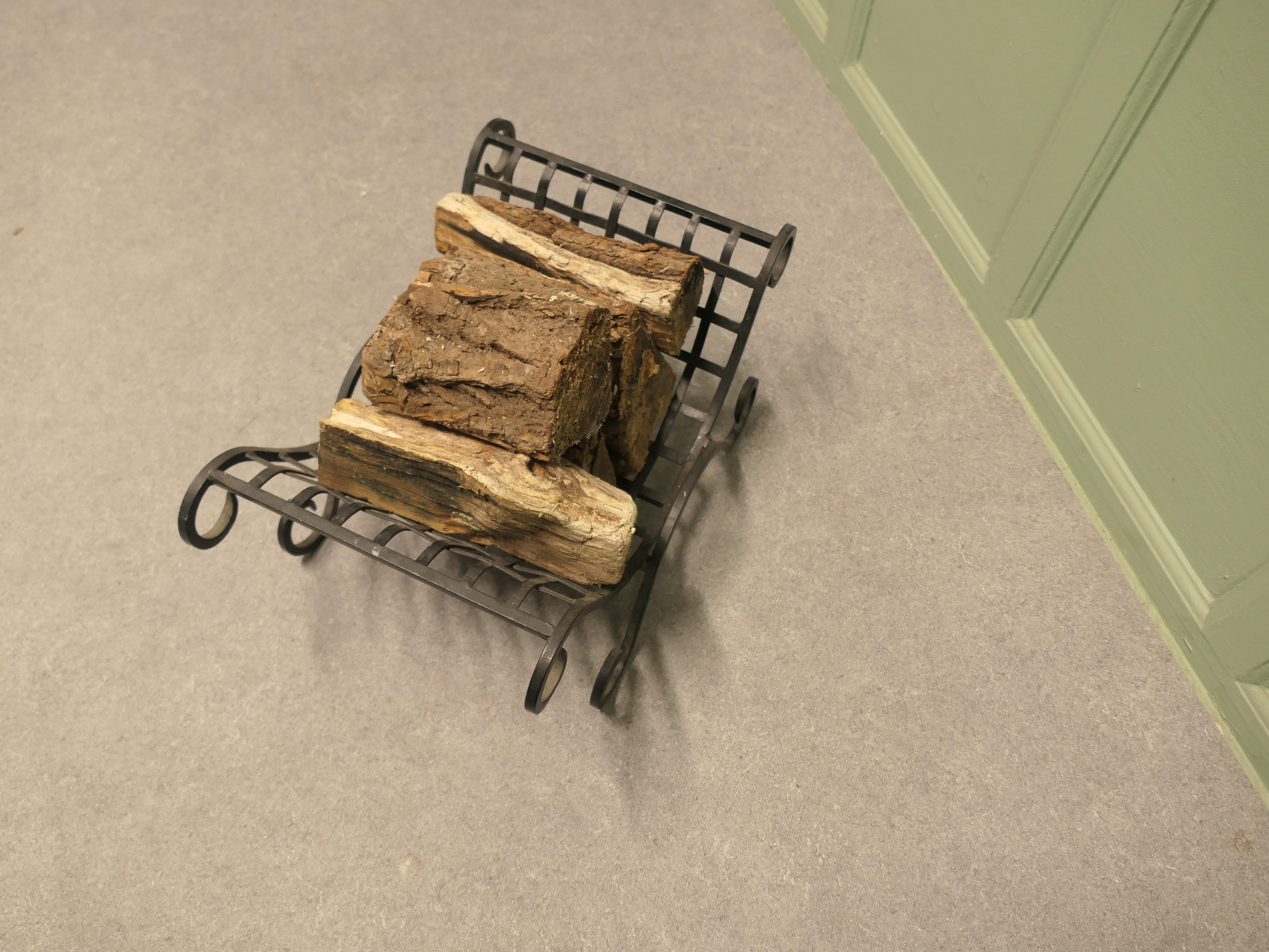 Attraente portatronchi in ghisa Questo è un pezzo eccezionale in vendita 1