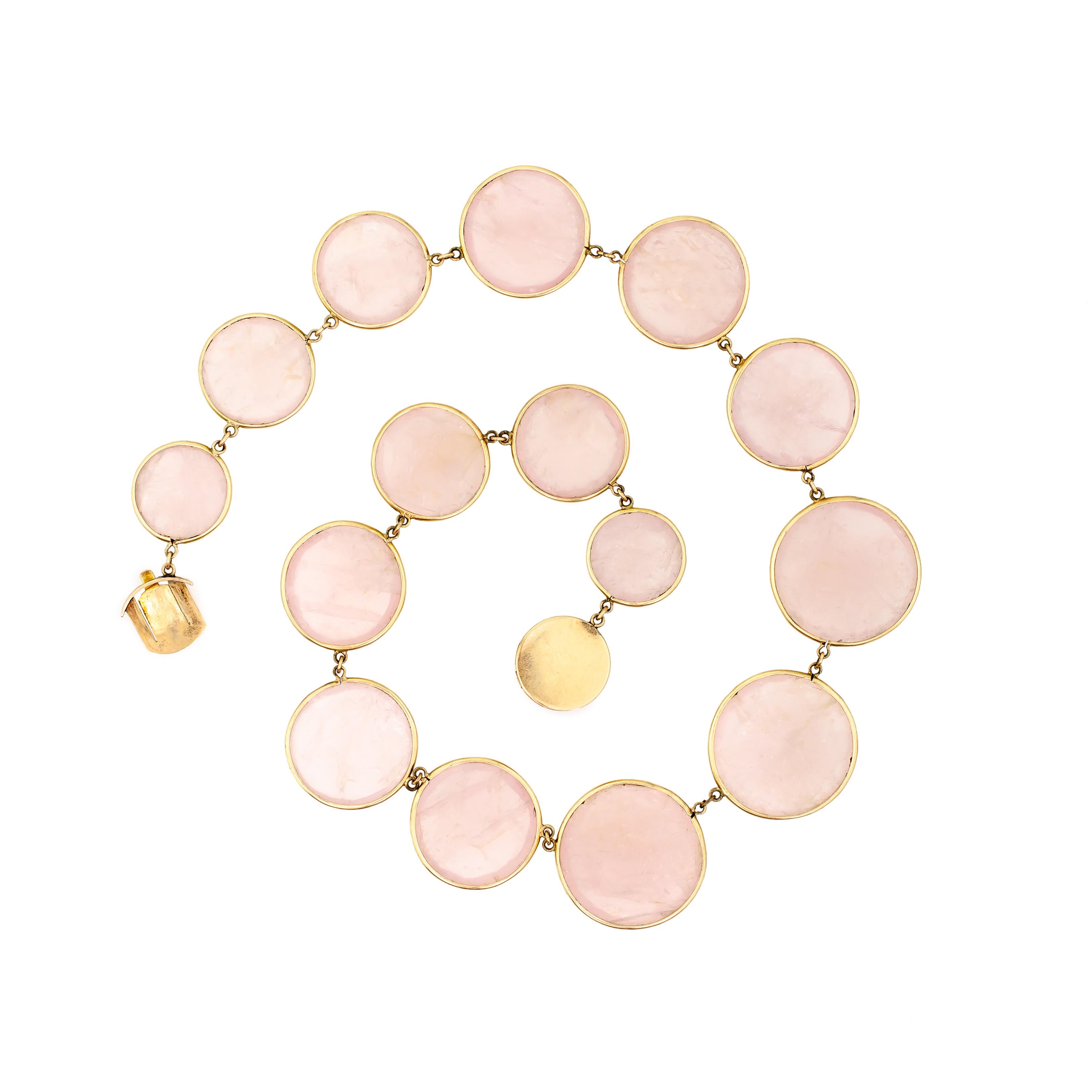 Women's Attractive circa 1970 Rose Quartz and Yellow Gold Necklace For Sale