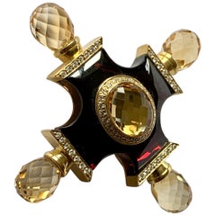 Attraktiver Diamant Citrin Malteser Kreuz Brosche oder Anhänger 18 Karat Gelbgold