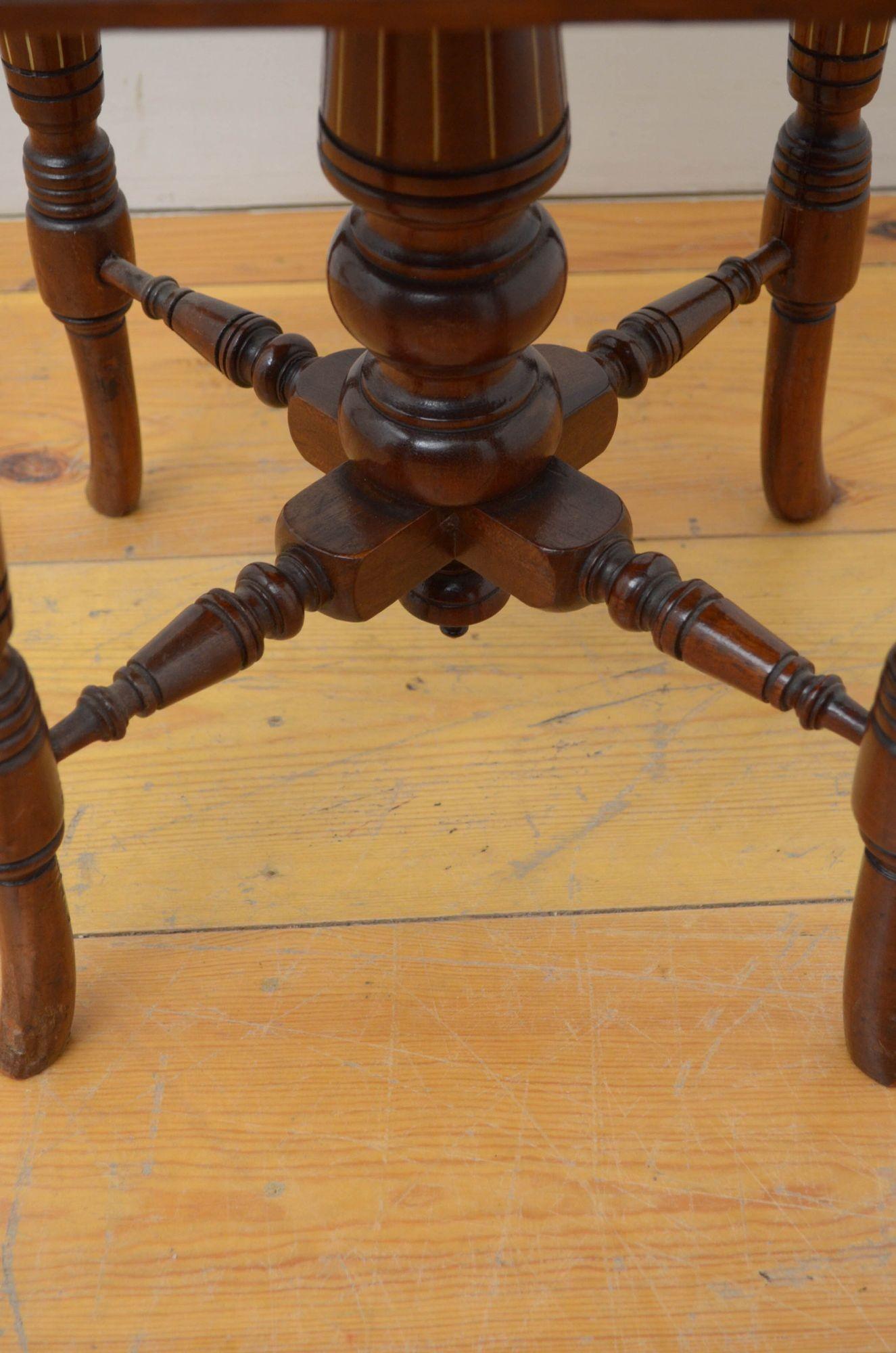 Attractive Edwardian Revolving Stool In Walnut For Sale 5