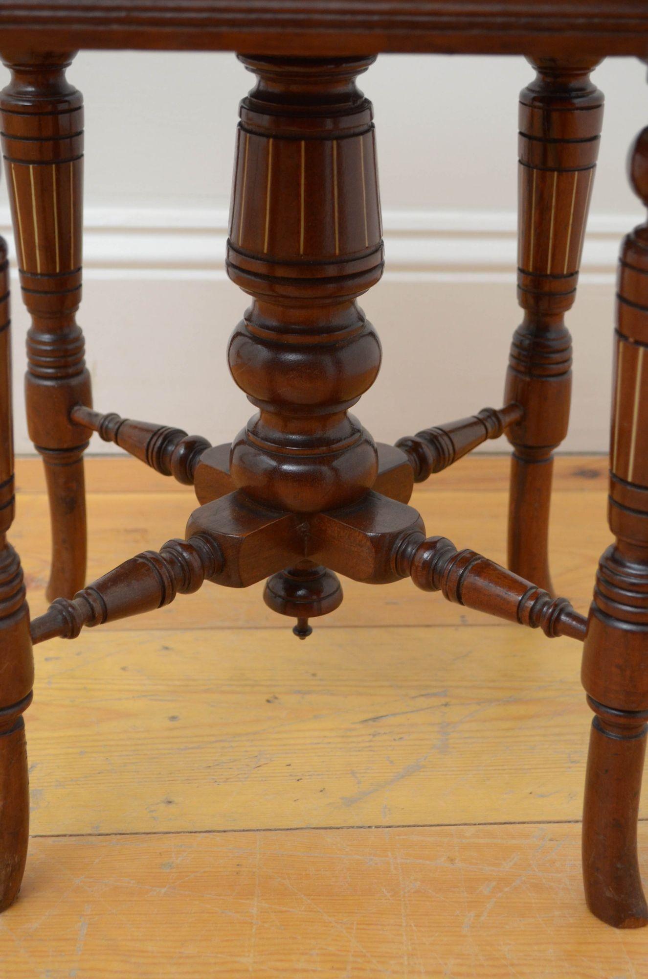Attractive Edwardian Revolving Stool In Walnut For Sale 4