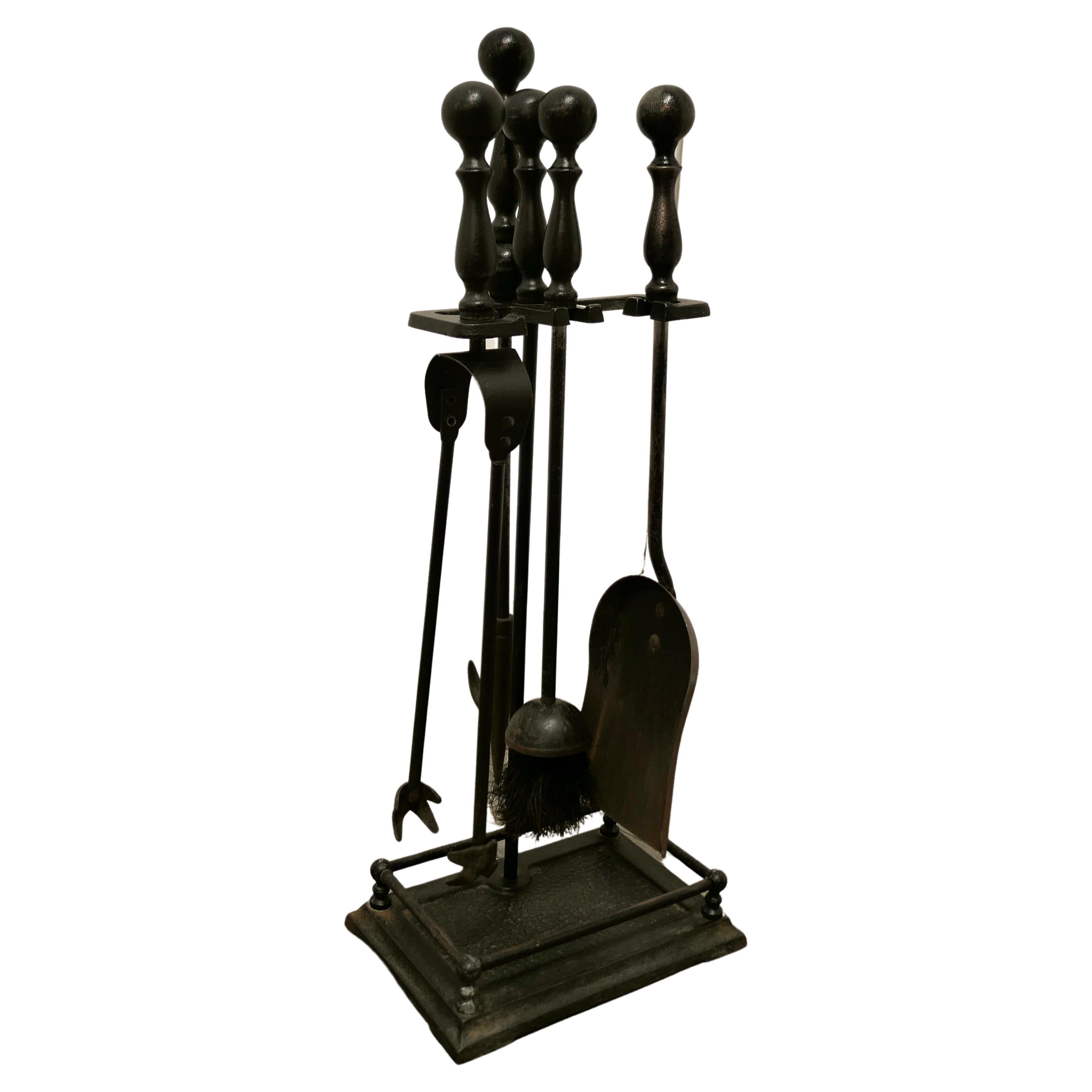 Attractive Gothic Style Fireside Companion Set, Fireside Tools