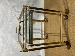 Attractive Pair of Nesting Serving Trolleys with Removable Tray, France, 1950s