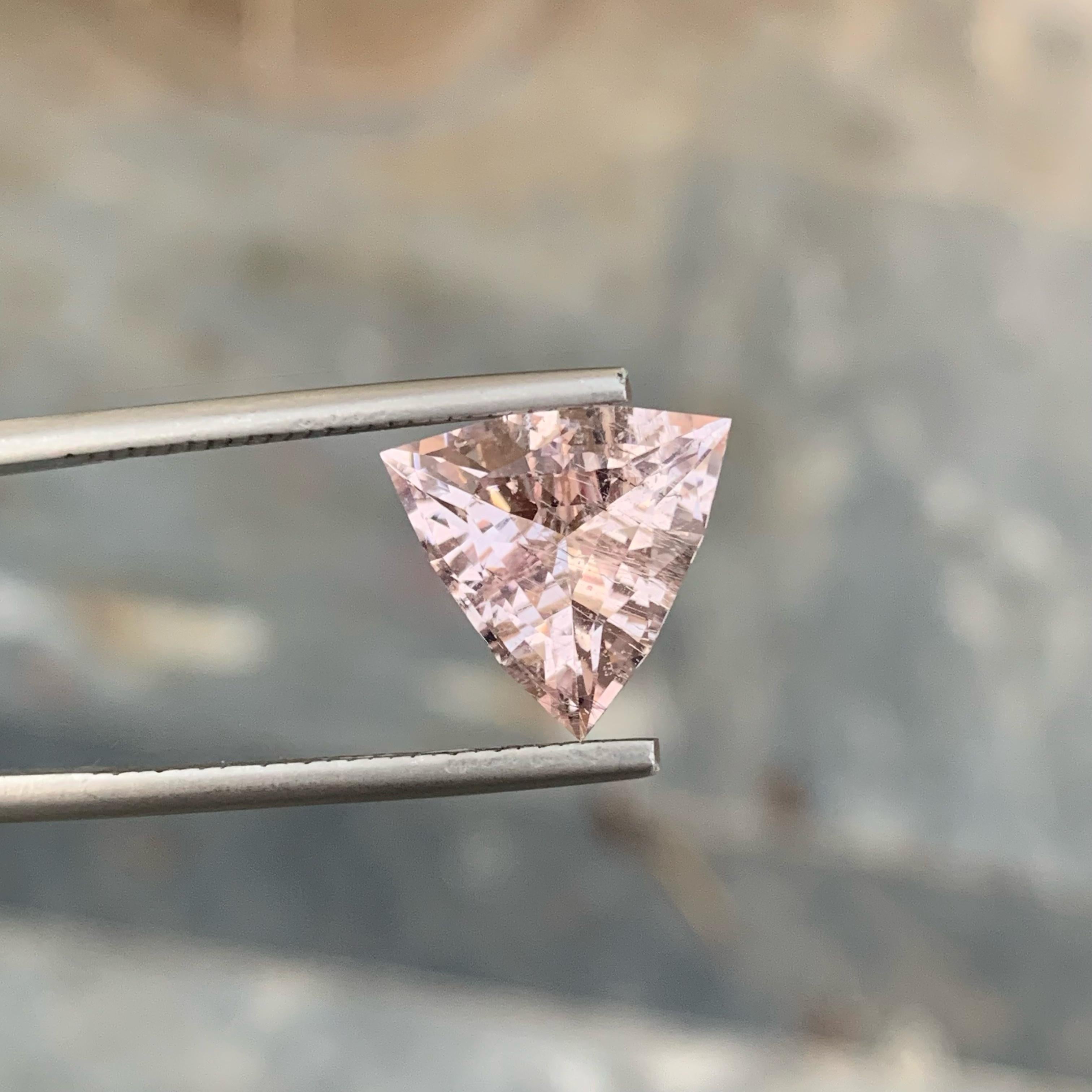 Modern Attractive Pink Morganite 4.30 carats Trilliant Cut Loose Afghani Gemstone For Sale