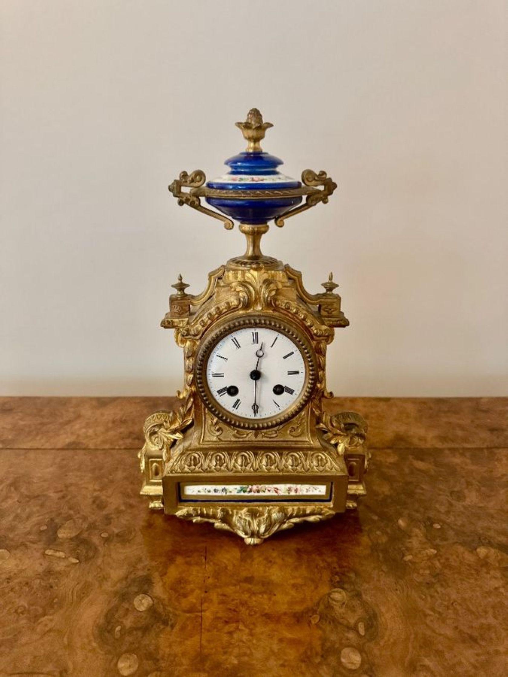 Attractive quality antique 19th century French ormolu mantle clock In Good Condition For Sale In Ipswich, GB