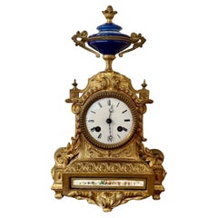 Attractive quality antique 19th century French ormolu mantle clock
