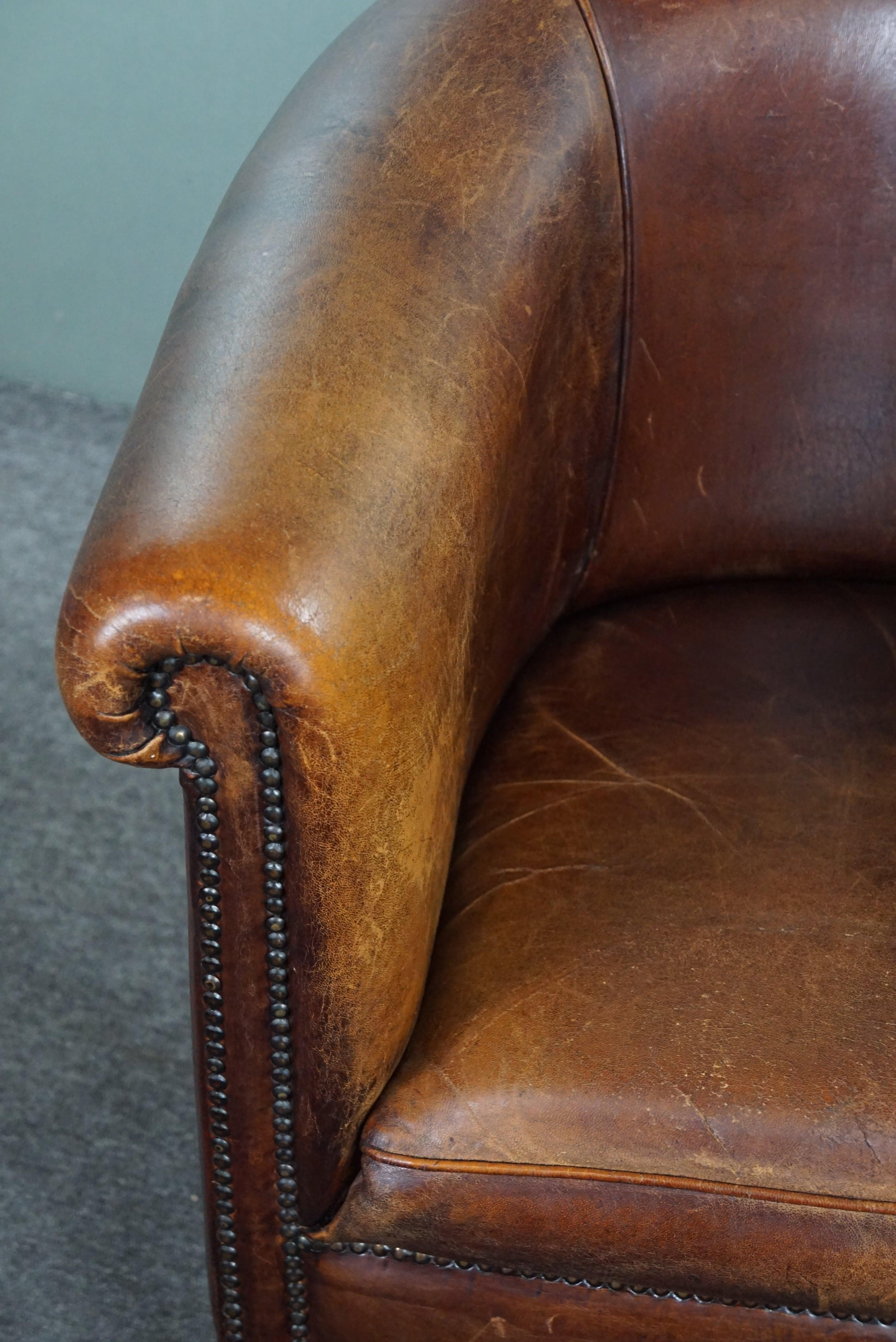 Attractive sheepskin leather club chair For Sale 1