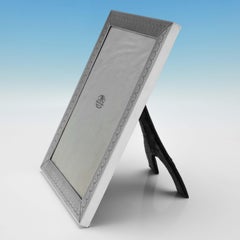 Attractive Sterling Silver Picture Frame - Hallmarked London 1910