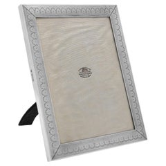 Antique Attractive Sterling Silver Picture Frame - Hallmarked London 1910