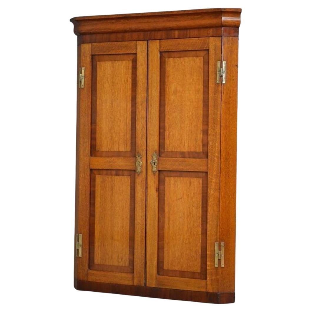 Attractive Victorian Oak Corner Cupboard For Sale