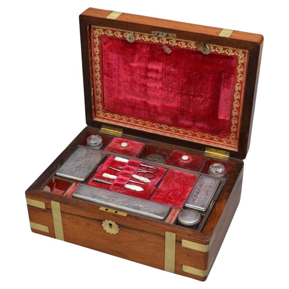 Attractive Victorian Rosewood Jewellery Box