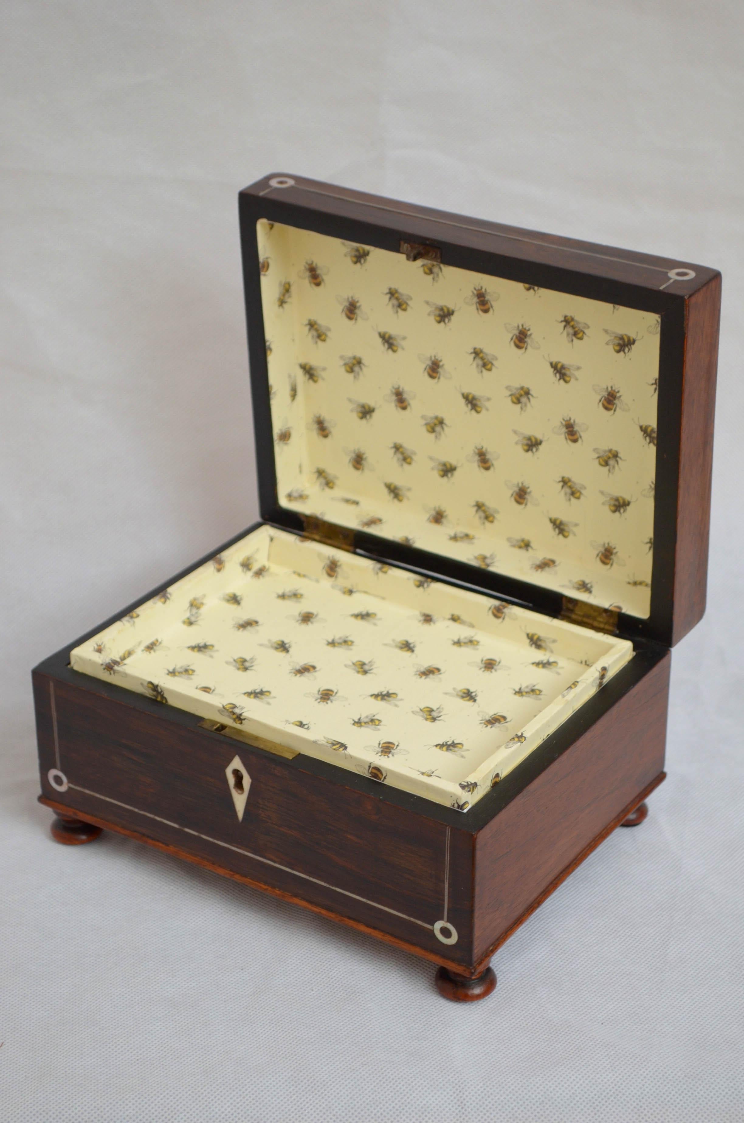 Mid-19th Century Attractive Victorian Rosewood Jewelry Box with Tray