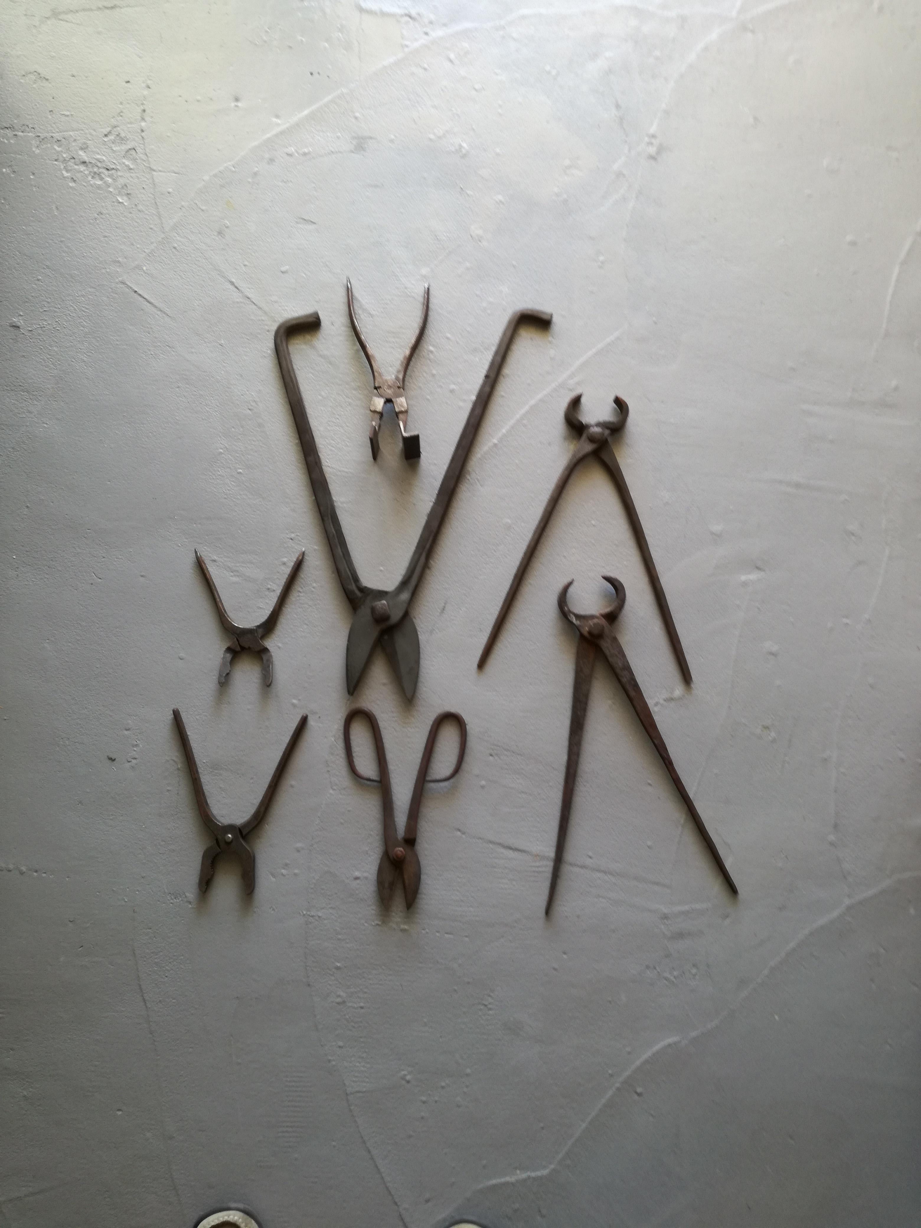 outils de forgeron, années 1940. État moyen - En vente à Felino, IT