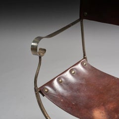 Attribué à MAISON JANSEN Fauteuil curule à structure en métal