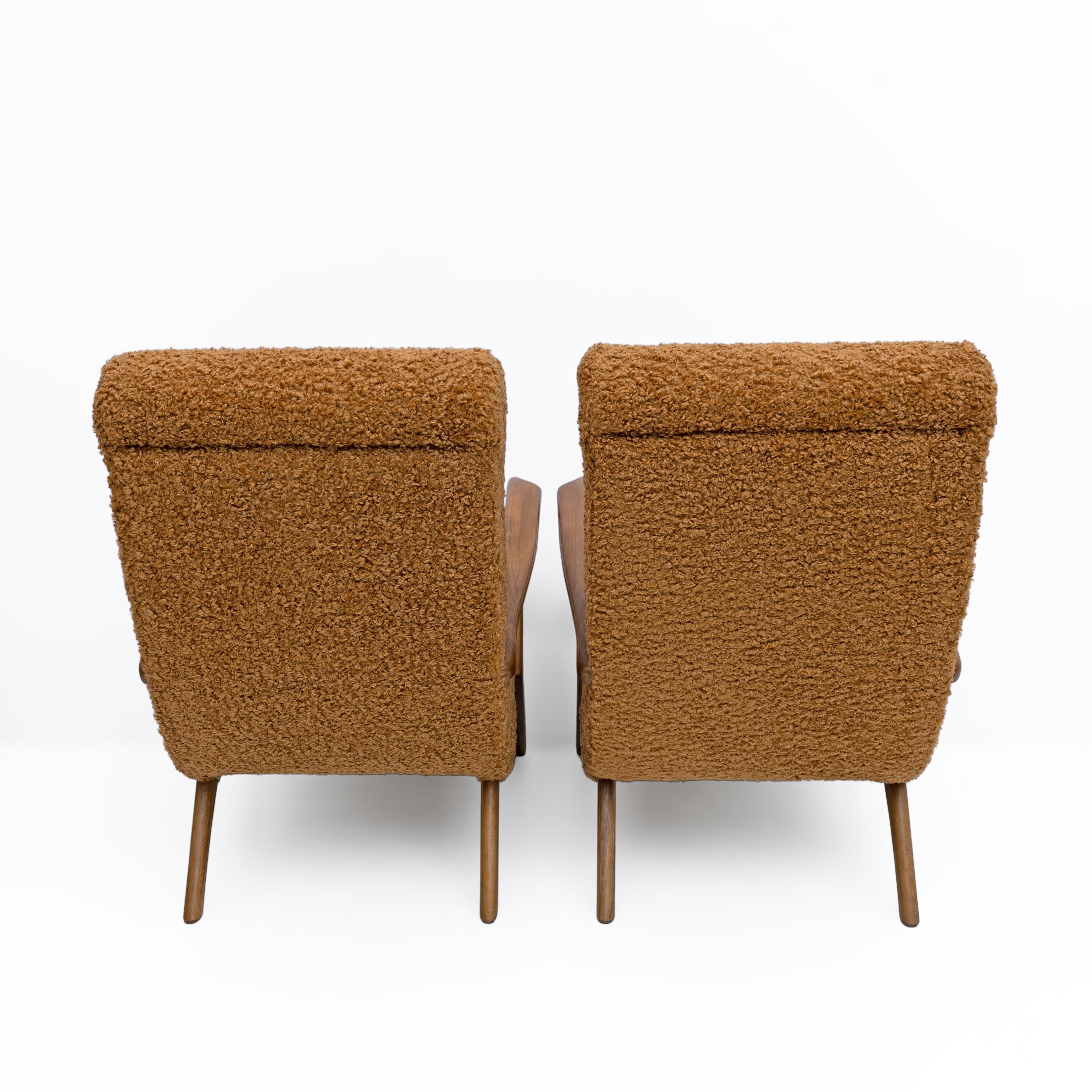 Attribute to Paolo Buffa Mid-century Modern Italian Bouclè Armchairs, Pair 4