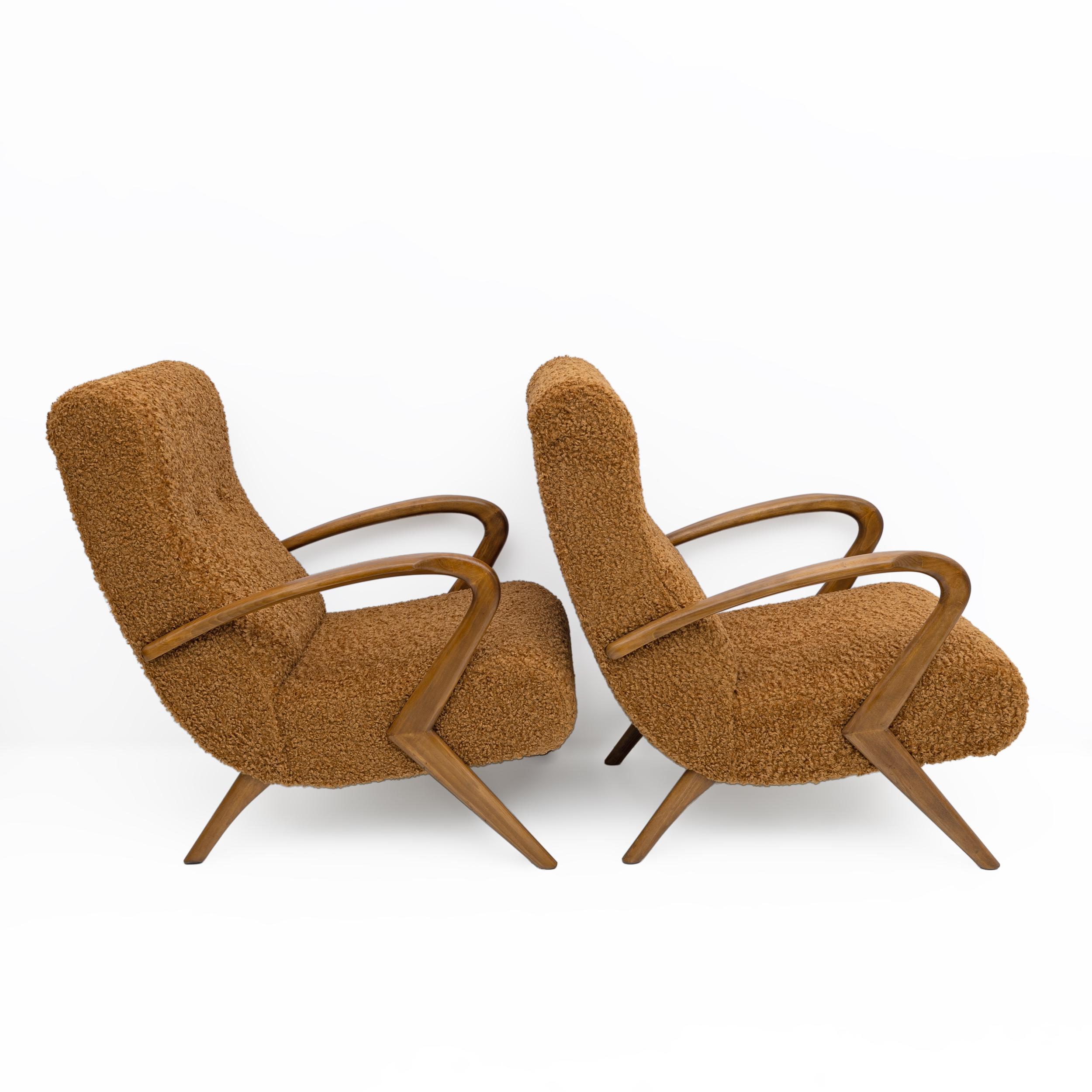 Bouclé Attribute to Paolo Buffa Mid-century Modern Italian Bouclè Armchairs, Pair