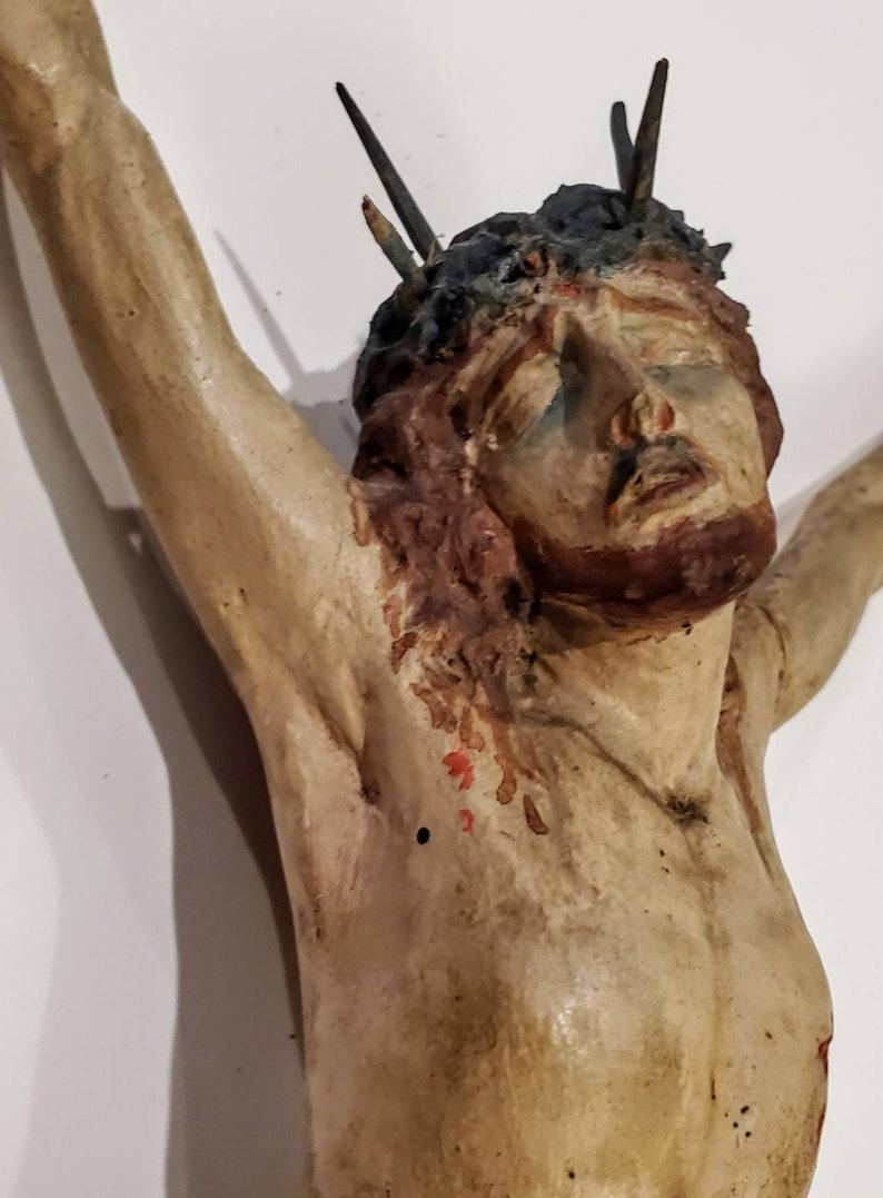 Hand-Painted 18th Century Spanish Baroque Period Christ Crucified Altar Sculpture For Sale