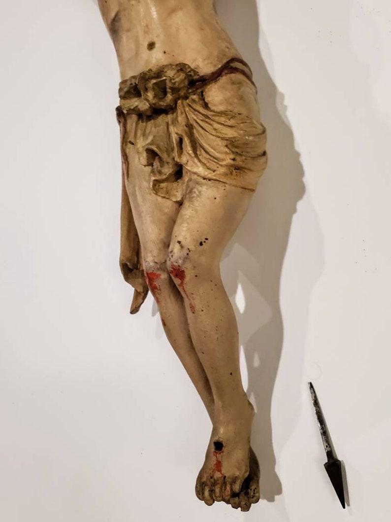 18th Century and Earlier 18th Century Spanish Baroque Period Christ Crucified Altar Sculpture For Sale