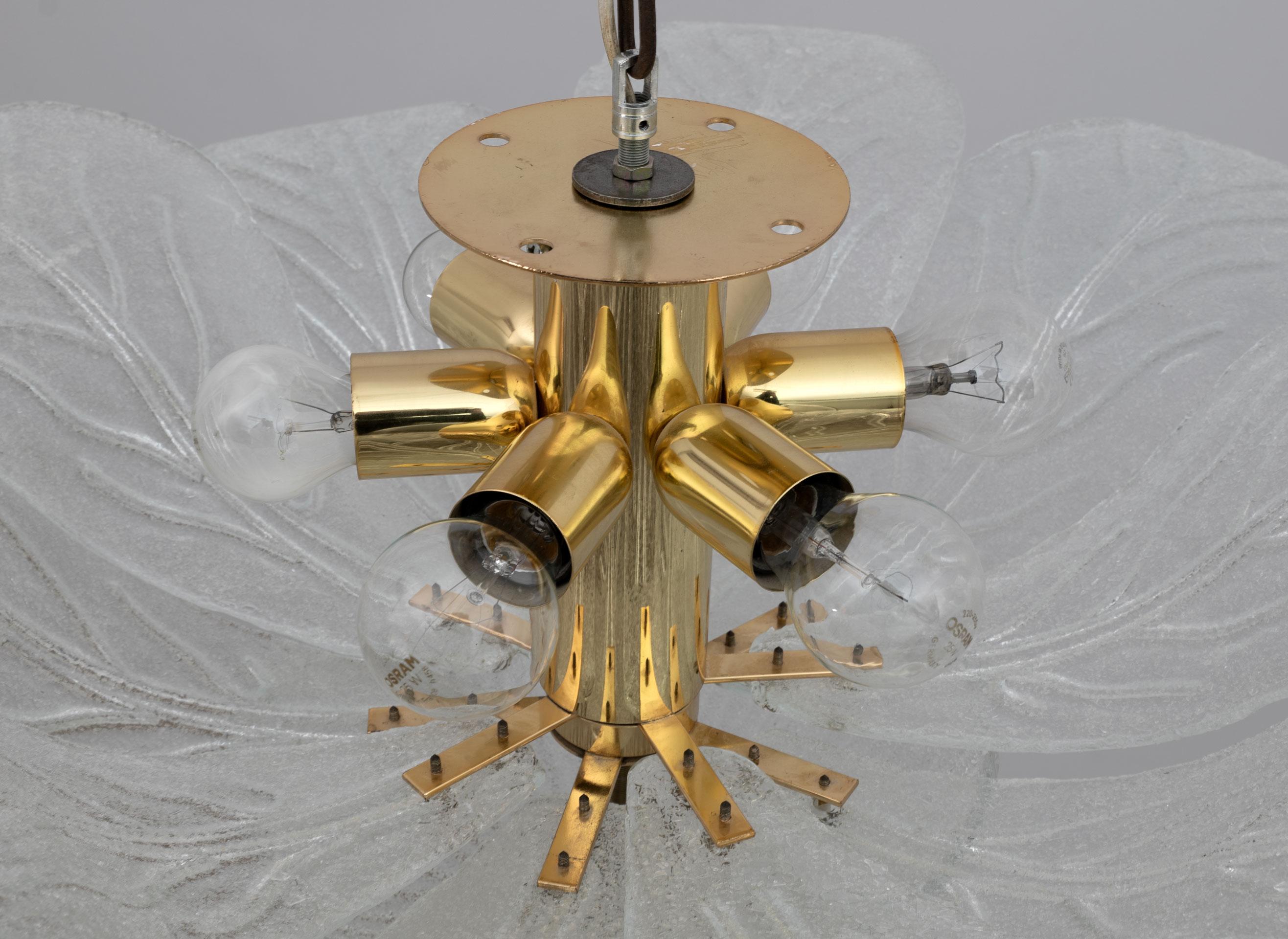 Italian Attributed Barovier & Toso Mid-Century Brass and Murano Glass Ceiling Light, 70s For Sale