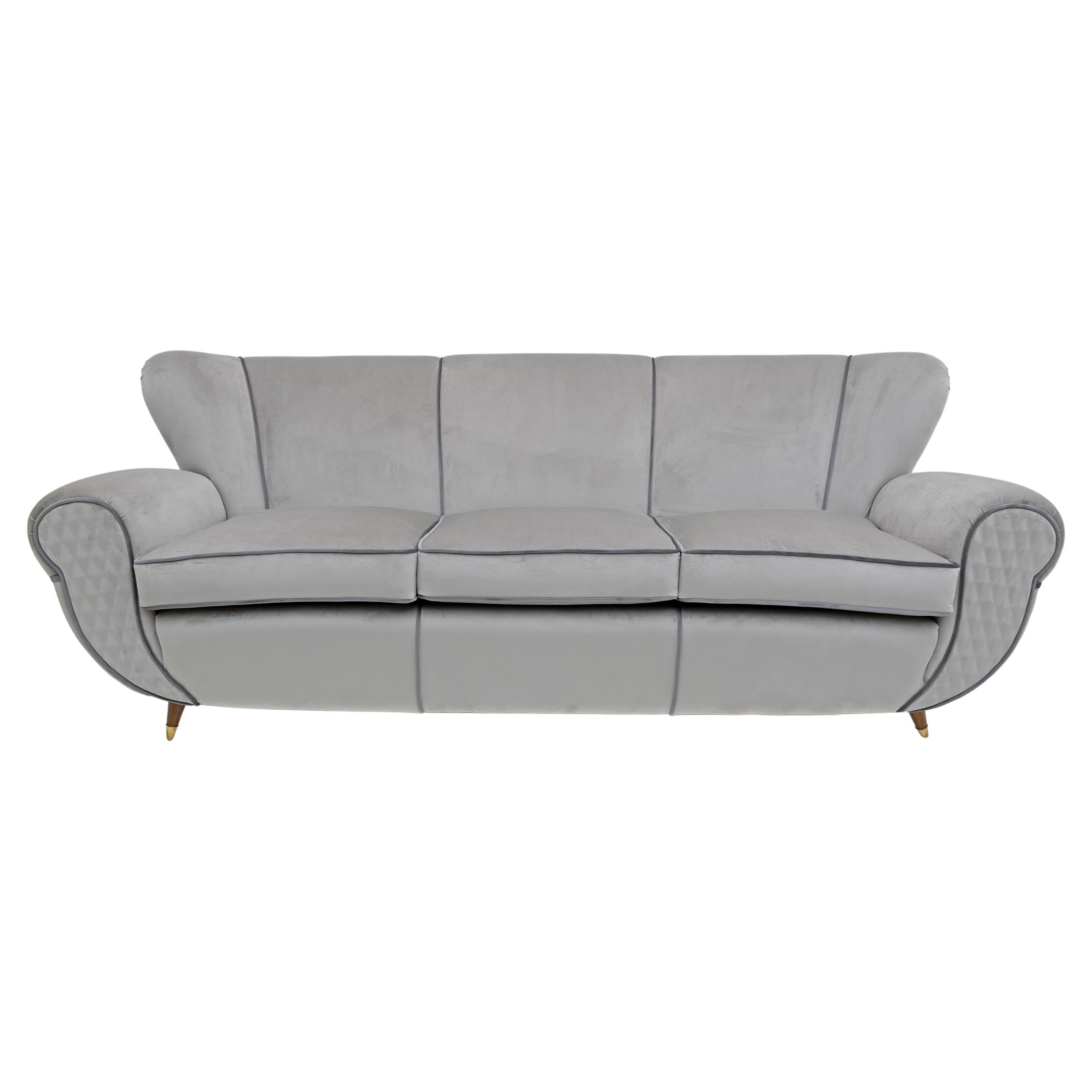 Attributed Guglielmo Ulrich Art Deco Italian Velvet Sofa, 1940s