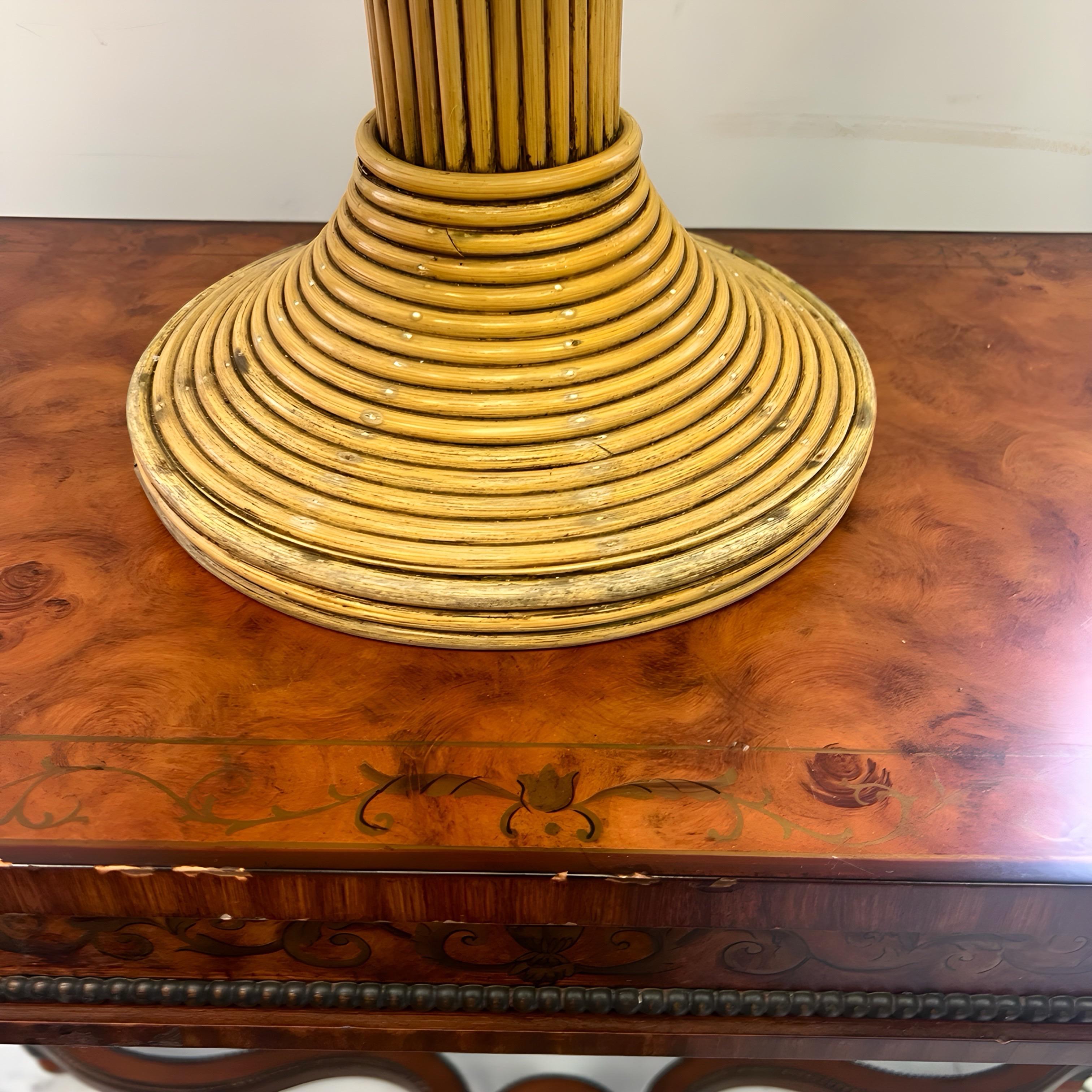 Just in, a beautiful pencil reed palm tree table lamp attributed to Mario Torres Lopez. Features removable/adjustable leaves to arrange how you like!   Would pair well with any bohemian/coastal setting. If you have any questions, please feel free to