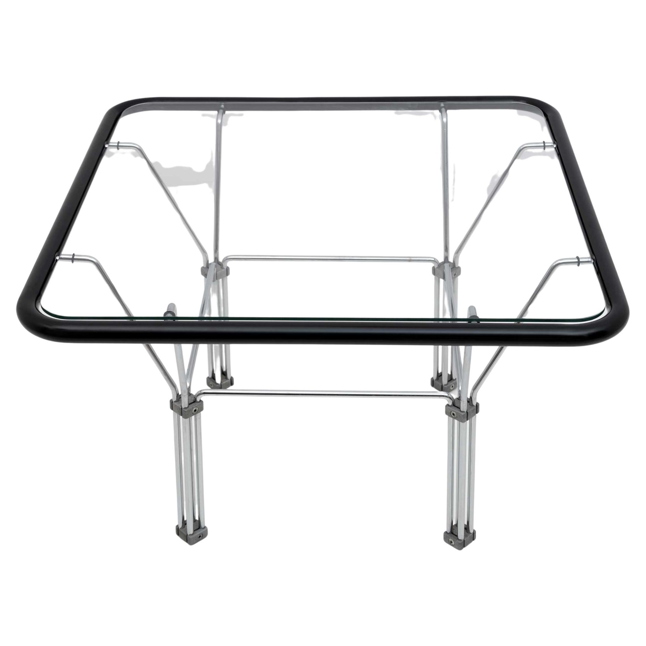 Table basse post-moderne en cristal et acier attribuée à Niels Bendtsen, 1970