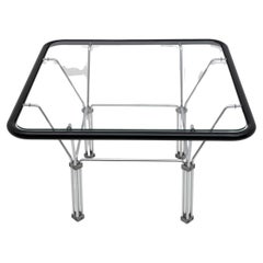 Mesa de centro posmoderna de cristal y acero atribuida a Niels Bendtsen, años 70