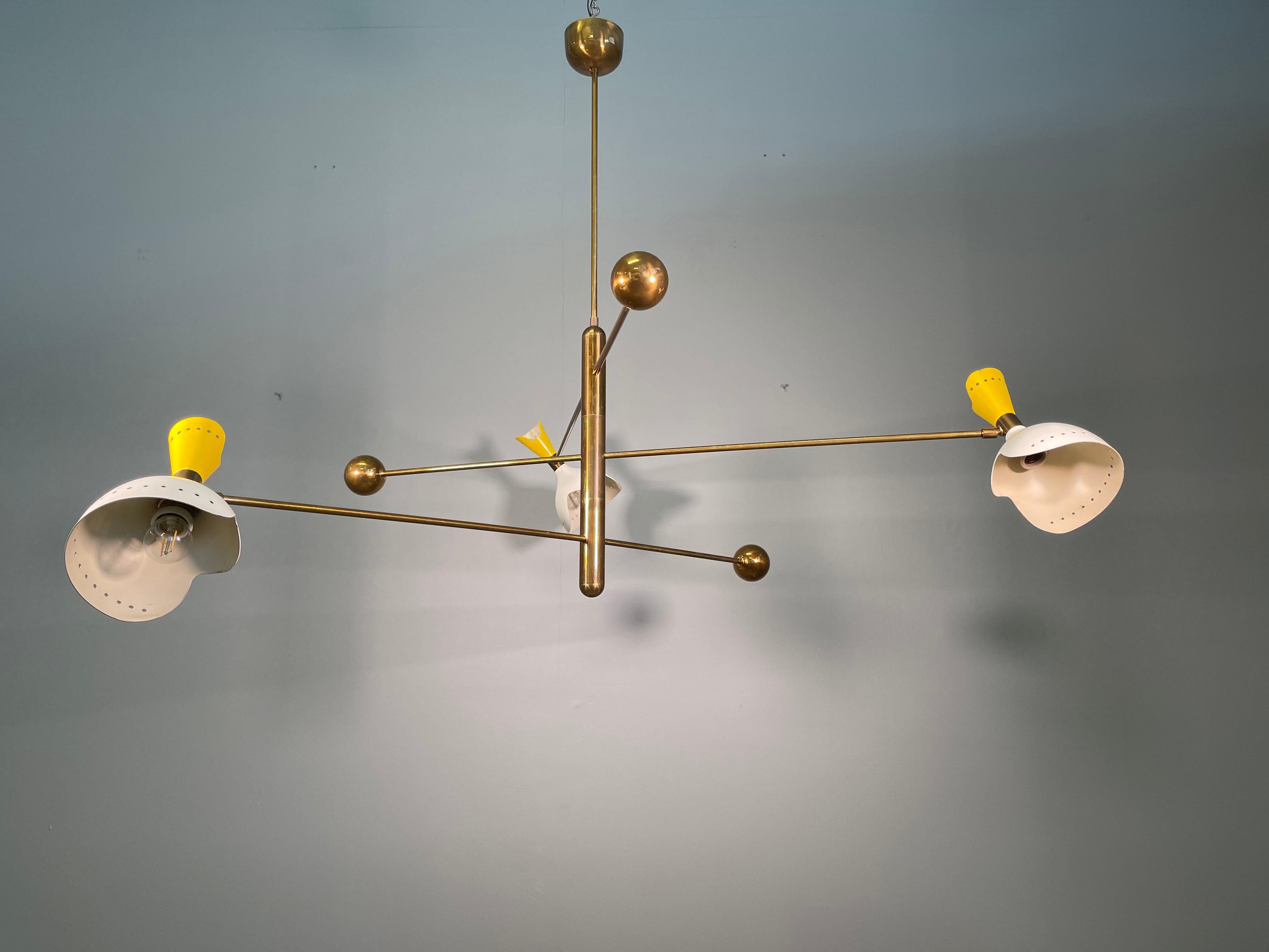 Attributed Stilnovo Midcentury Three-Arm Brass Italian Chandelier, 1960 5