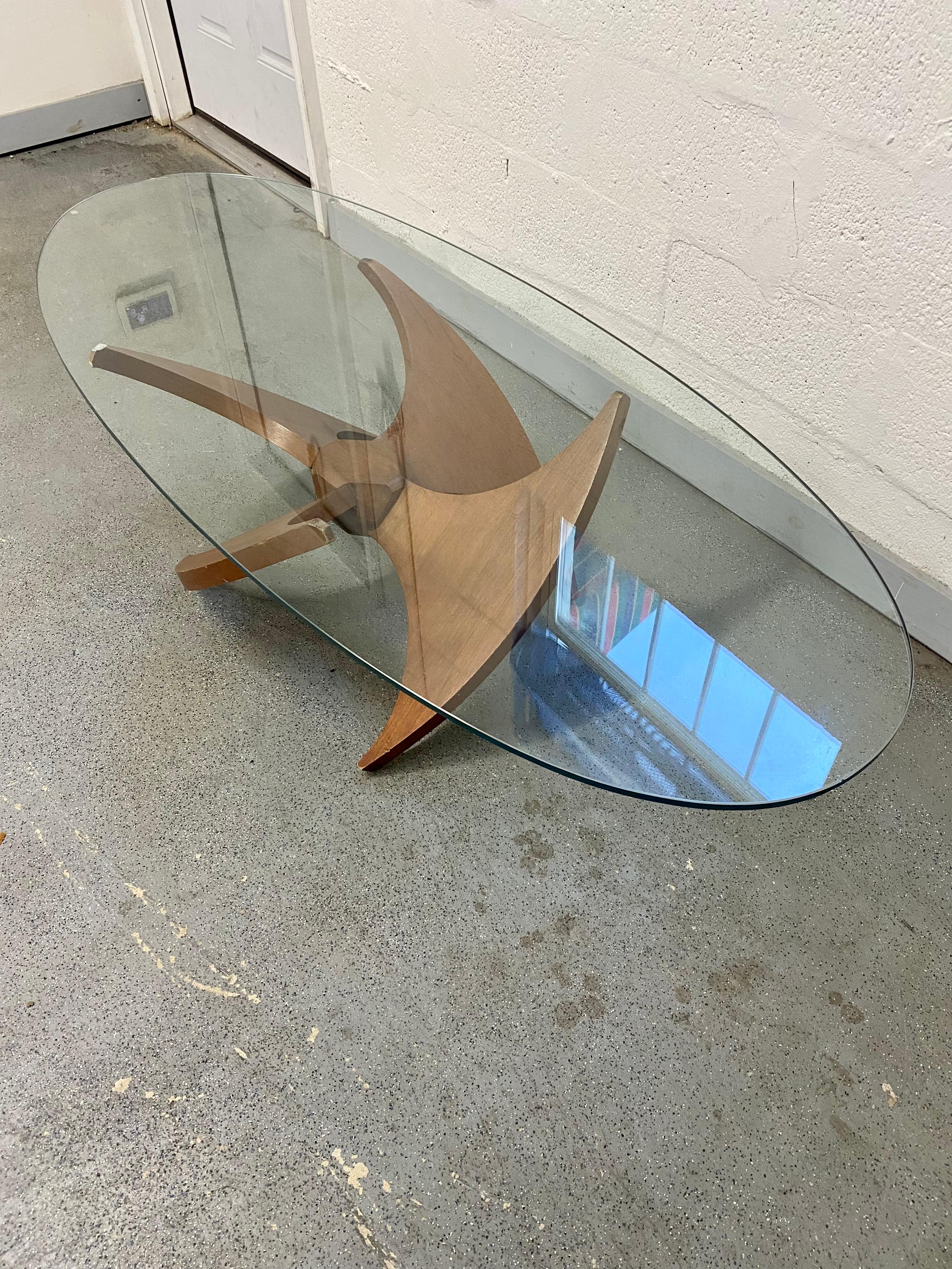 Mid-Century Modern Attributed to Adrian Pearsall Walnut Propeller Sculptural Woof Coffee Table For Sale