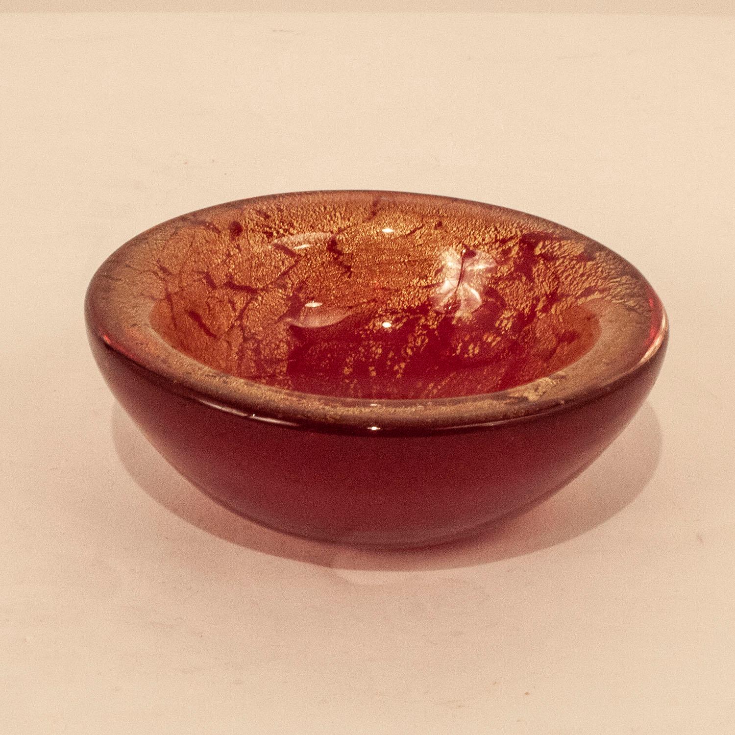 Mid-Century Modern Attributed to Archimede Seguso Gold Fleck Glass Bowl, Mid-20th Century