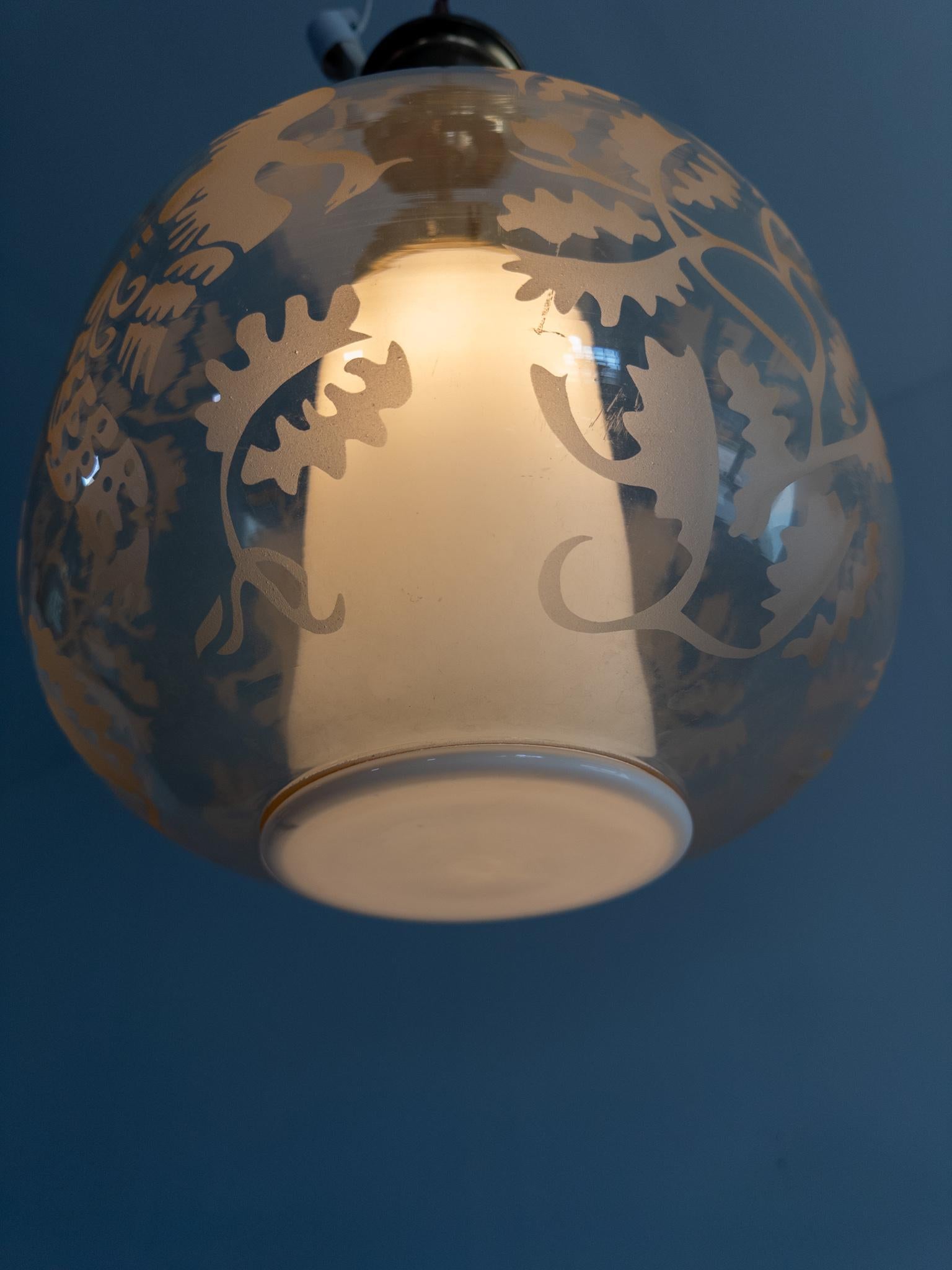 Atribuido a Arvid Böhlmarks Lampfabrik - Colgante de vidrio grabado 