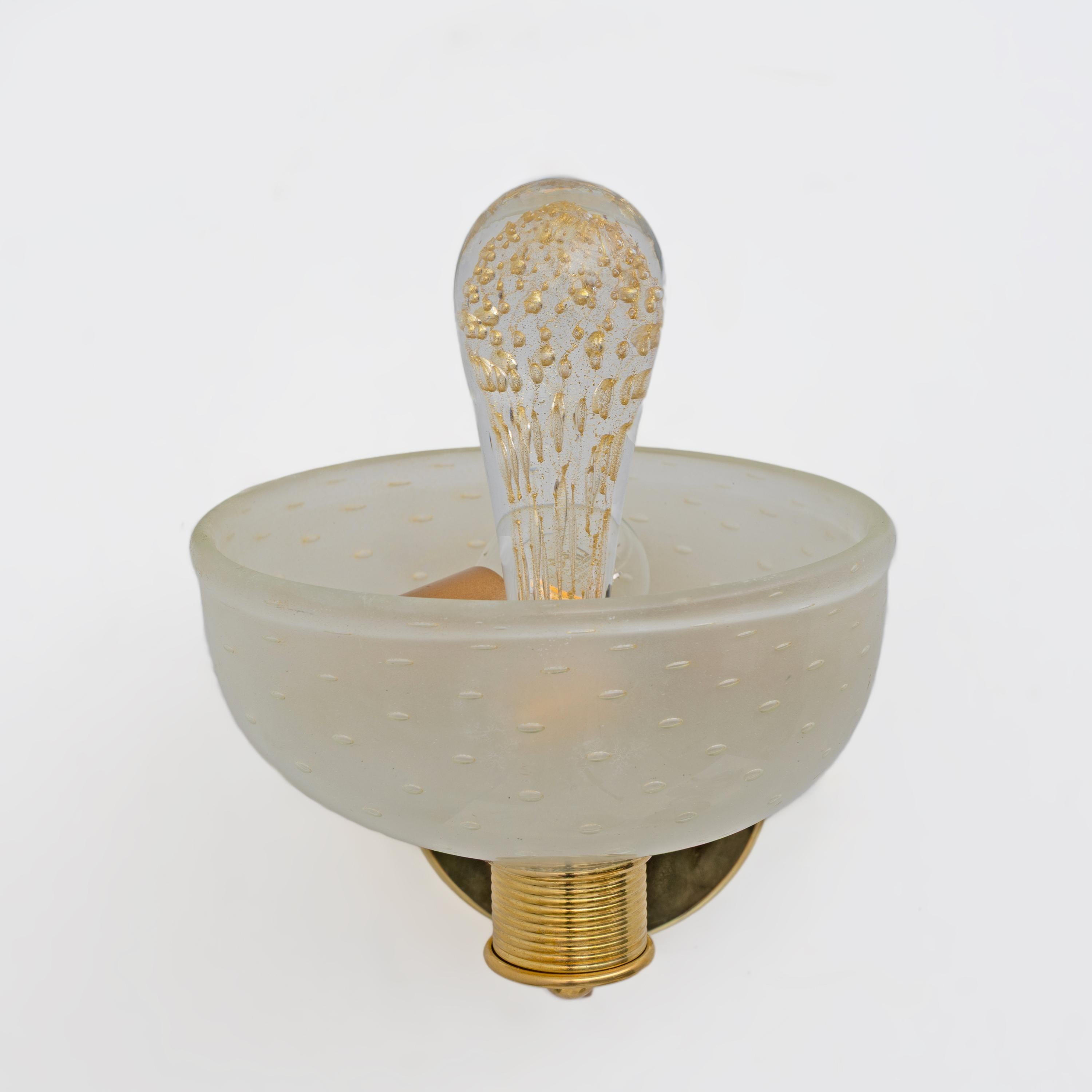 Italian Attributed to Barovier & Toso Brass and Pulegoso Murano Glass Sconces, Pair For Sale