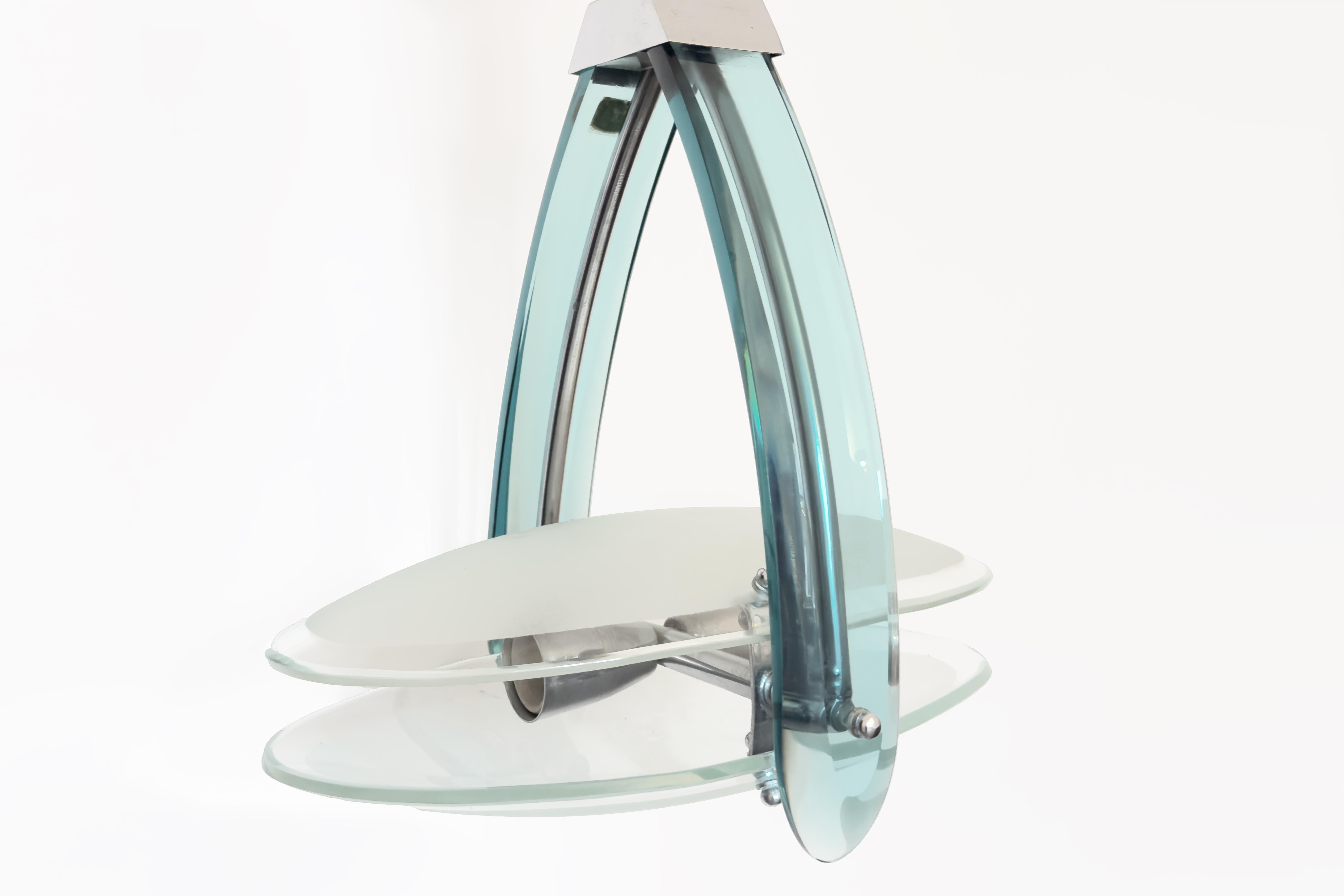 20ième siècle Attribué à Cristal Arte Pendentif italien du 2e siècle en fibres de verre bleu teinté Altuglass en vente