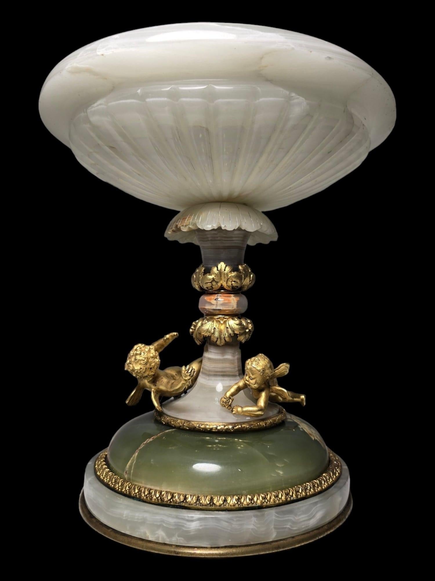 Attributed To Eugène Cornu, gilded bronze  agate Et Onyx d'Algérie, centerpiece In Good Condition For Sale In Madrid, ES