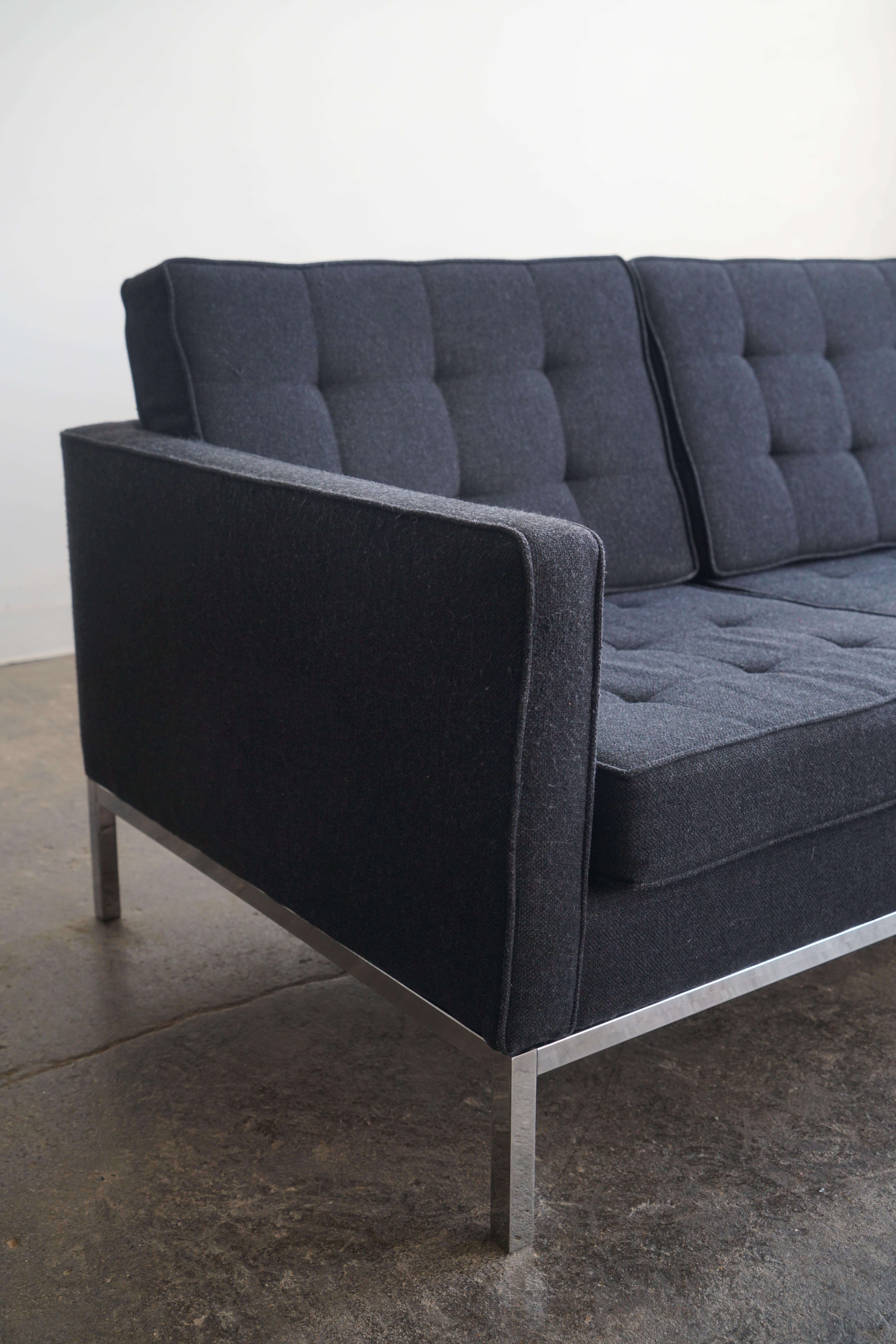 Attributed to Florence Knoll Three-Seat Mid Century Sofa in black upholstery  For Sale 1