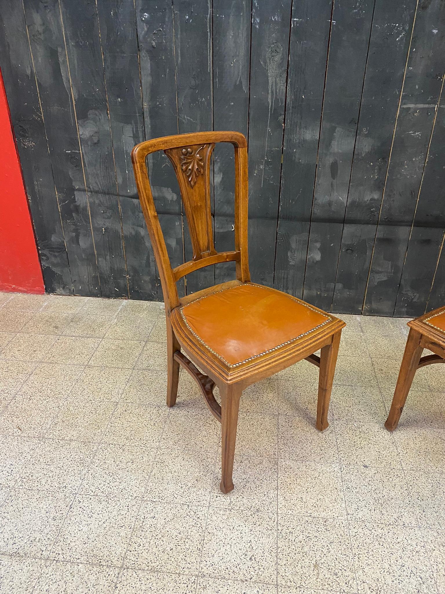 Attributed to Gauthier-Poinsignon & Cie, 6 Art Nouveau Chairs Leather Seats In Good Condition For Sale In Mouscron, WHT