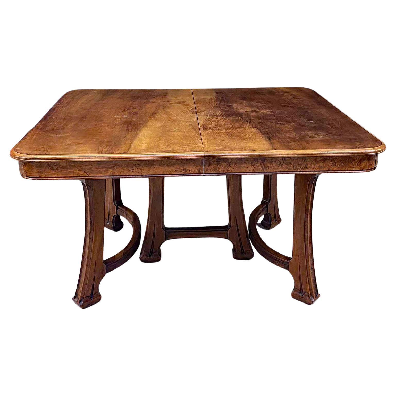 Attributed to Gauthier-Poinsignon & Cie, Art Nouveau Dining Room Table in Walnut For Sale