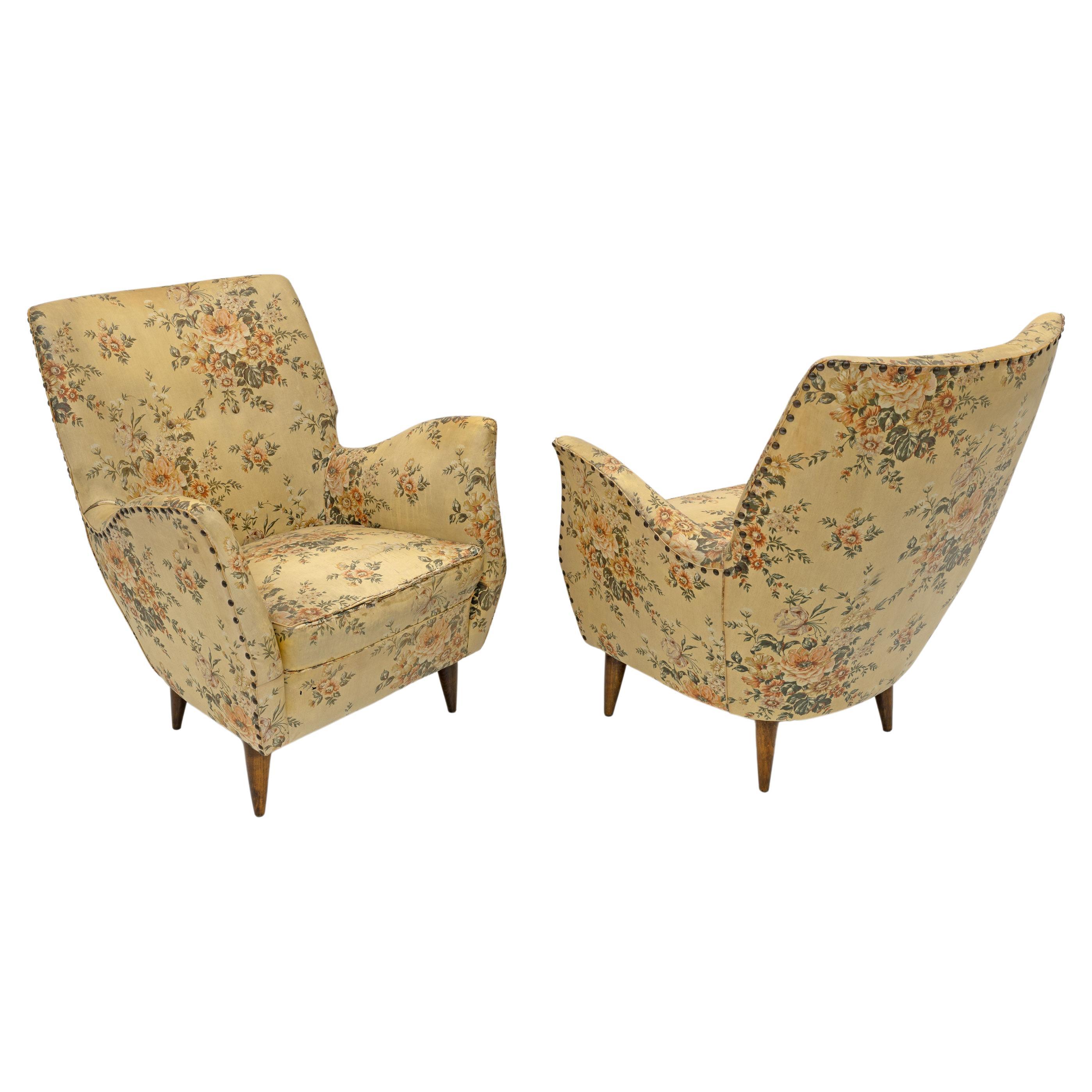 Attributed to Gio Ponti Mid-Century Modern Italian Armchairs by ISA, 1950s, Pair For Sale